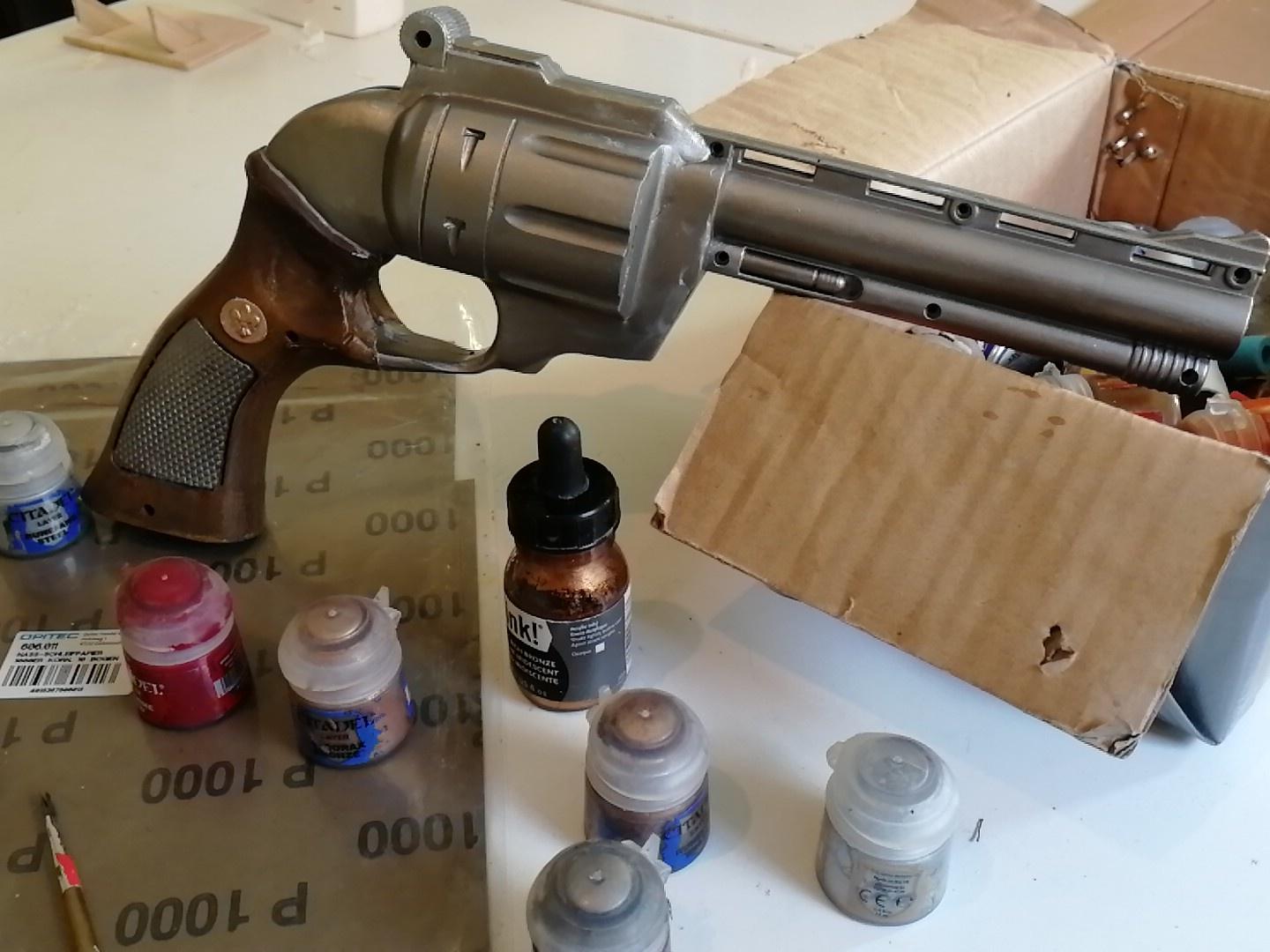 I made an inline clip Revolver from a doublestrike and a toy Revolver