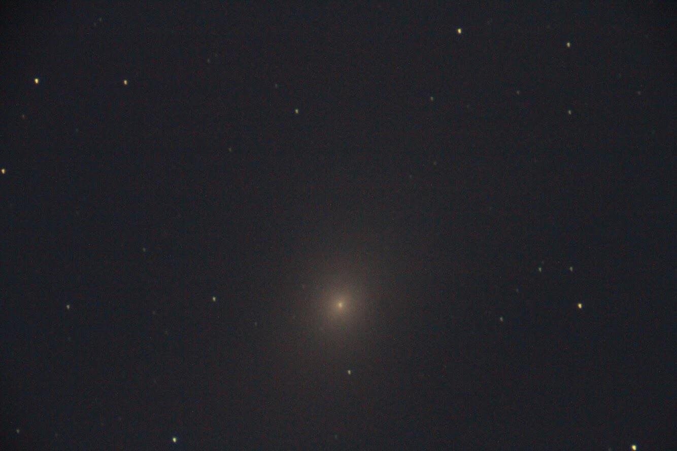 Long exposure photo of the nucleus of the Andromeda Galaxy (M31