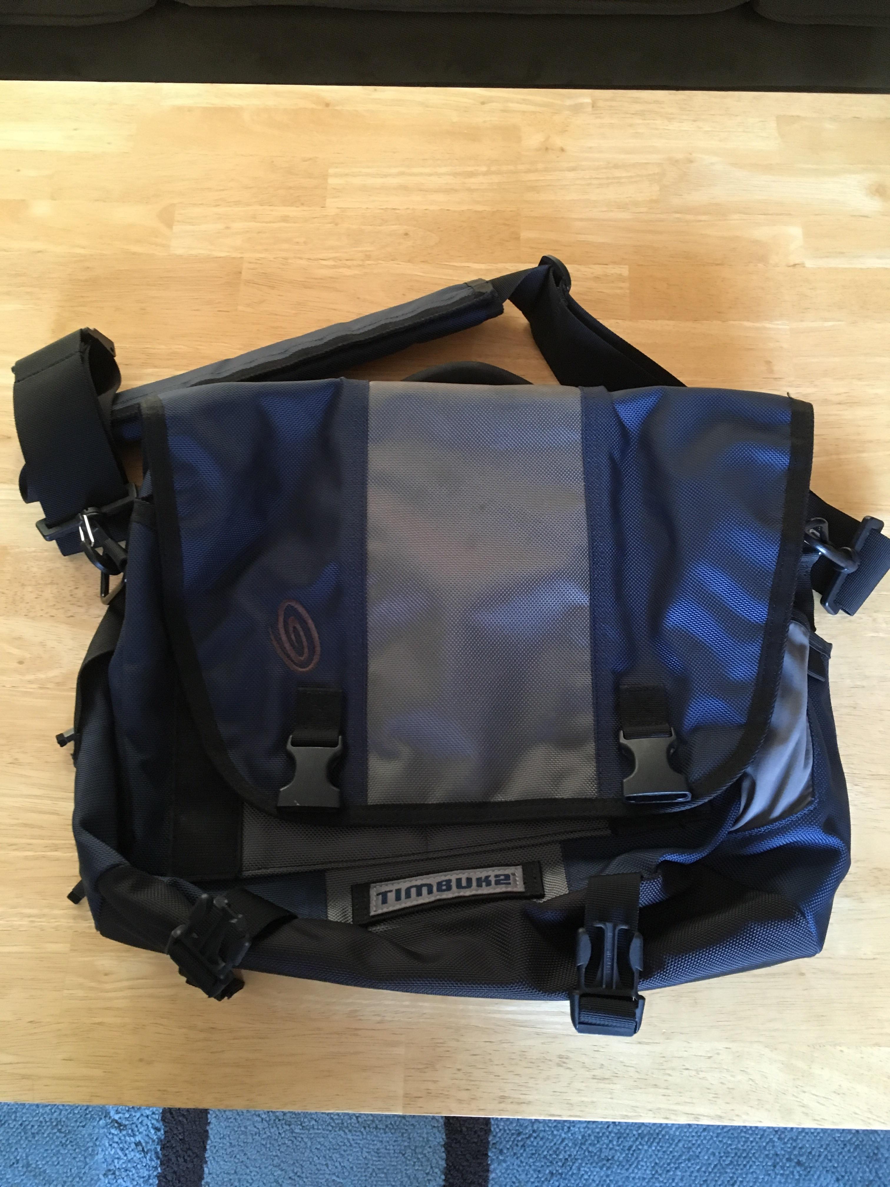 Timbuk2 classic messenger for 2.99! Same store had a used hydro flask