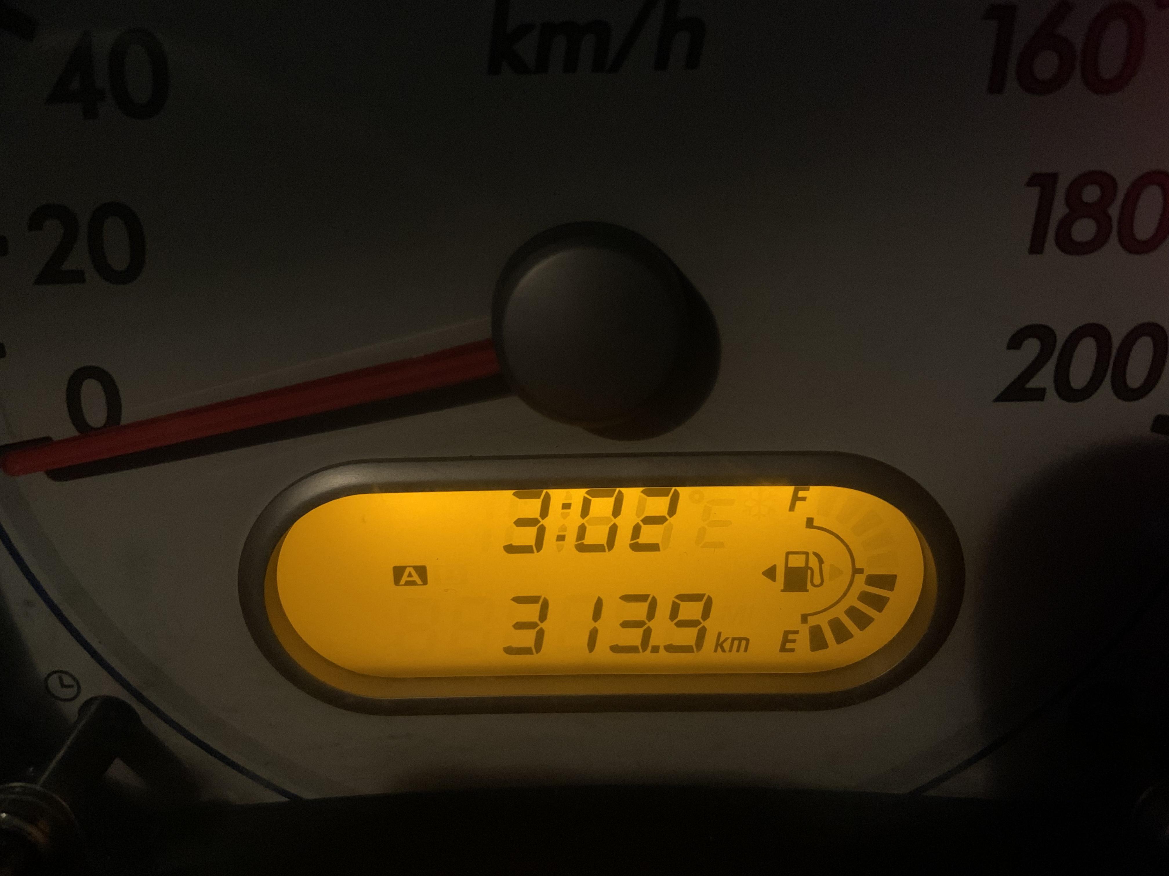 How much fuel is in one fuel bar. There are total 10 fuel bars and the