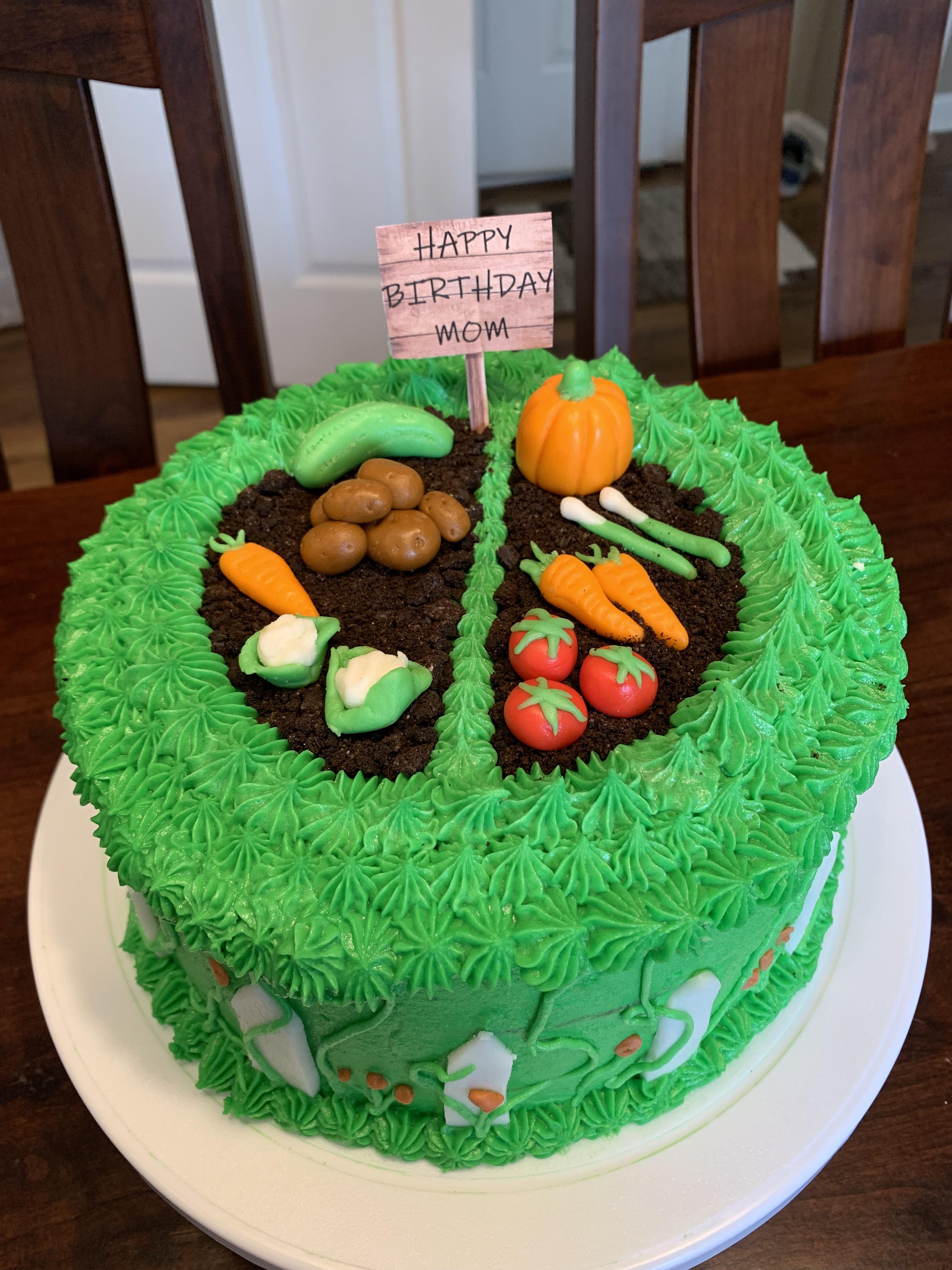 Garden cake for my moms birthday! r/Baking