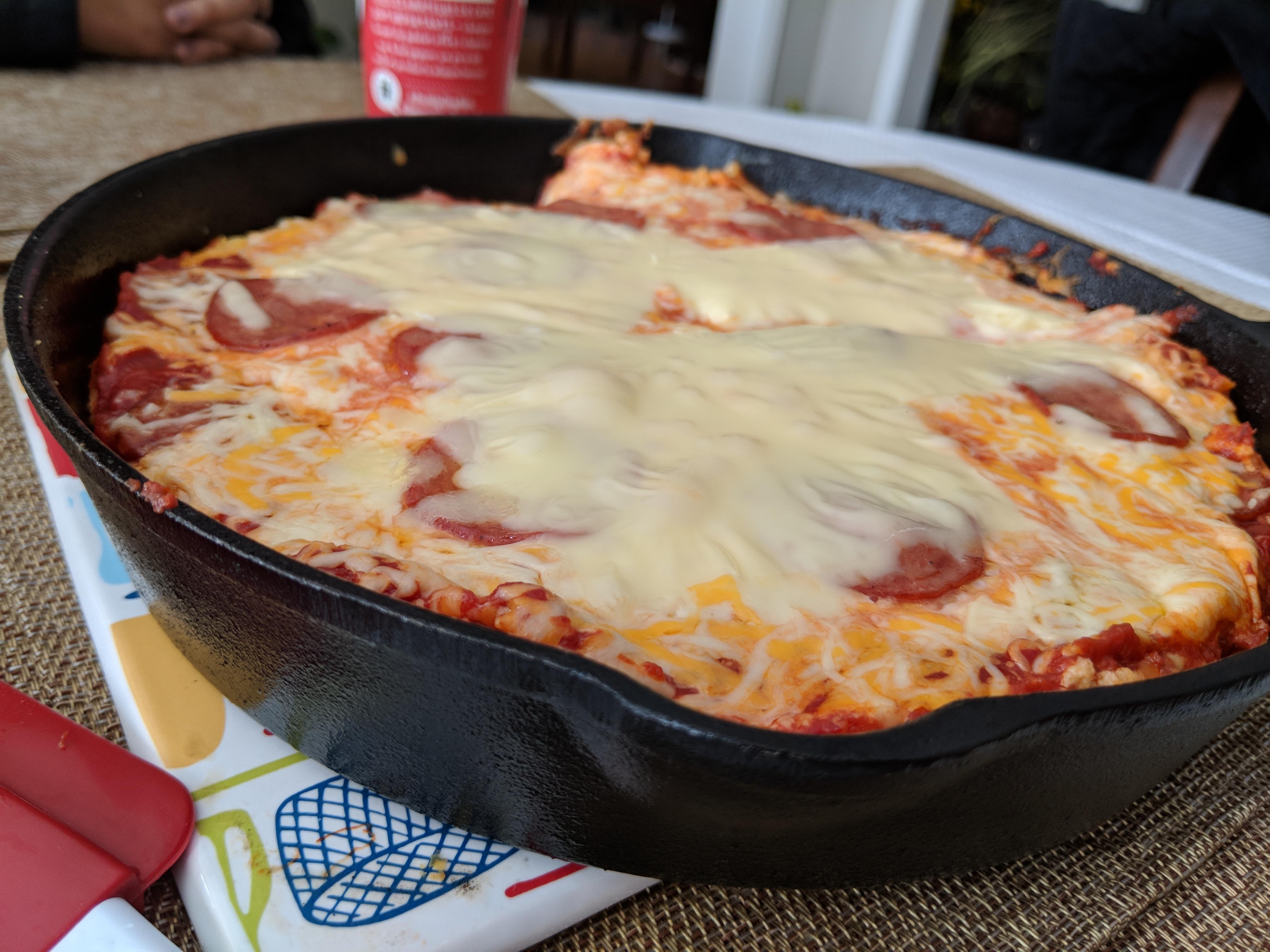 Amazing DEEP DISH Pepperoni Pizza!! r/ketorecipes