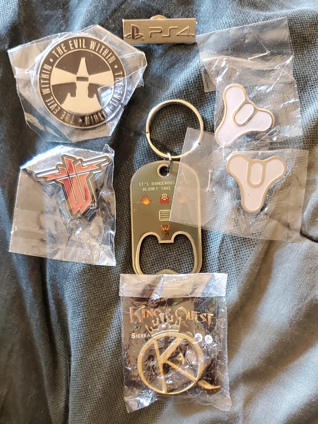 GameStop Employee Buttons gamecollecting