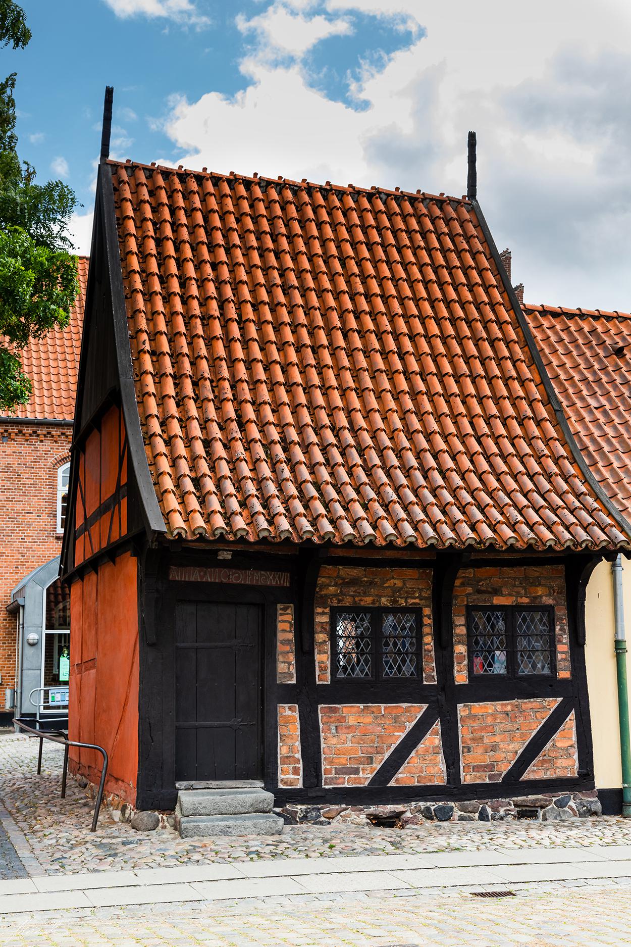 A very small house in Koge. Denmark's oldest house. r/europeinthelens
