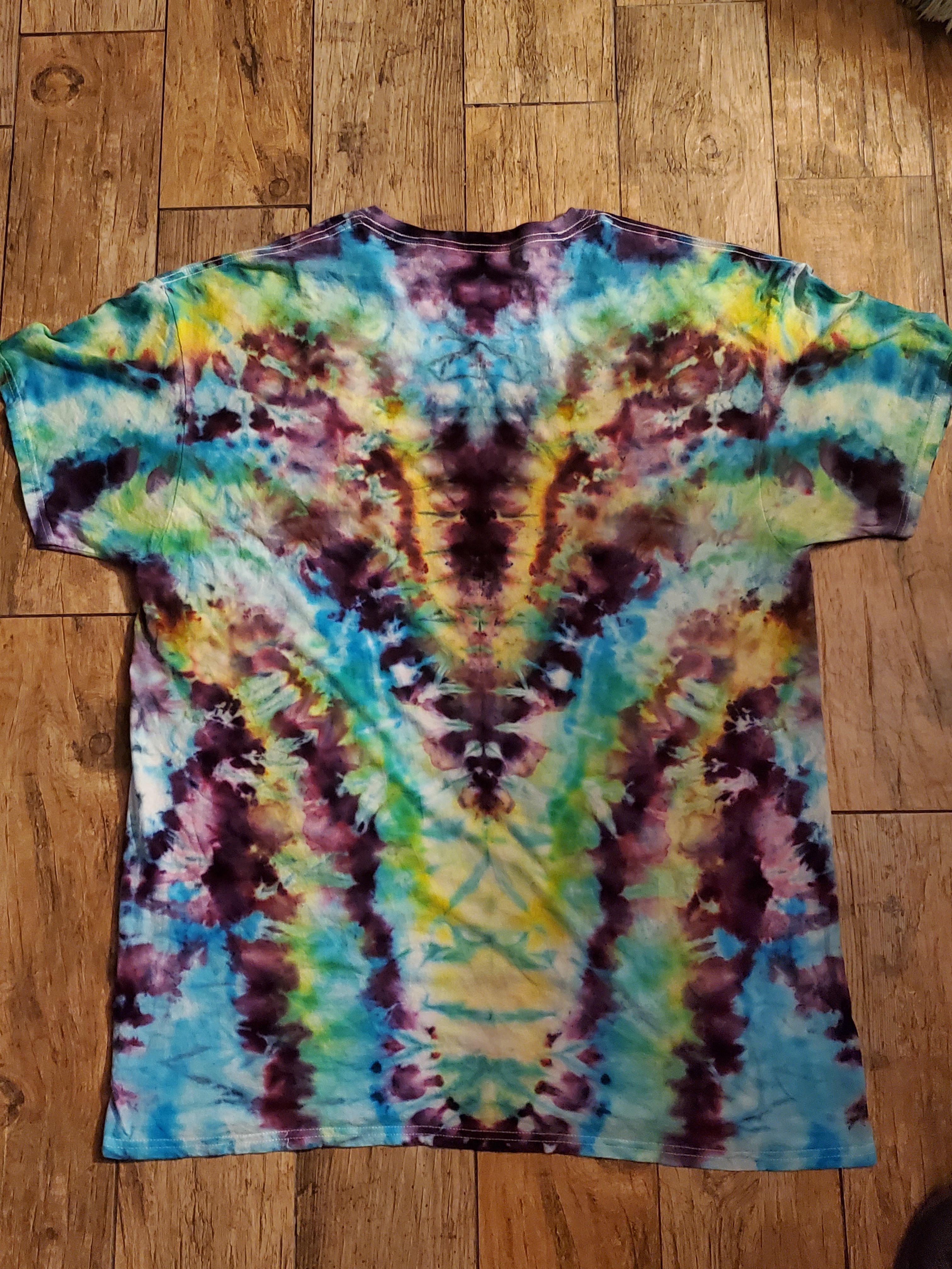 Ice dye with inside out fold and scrunch r/tiedye