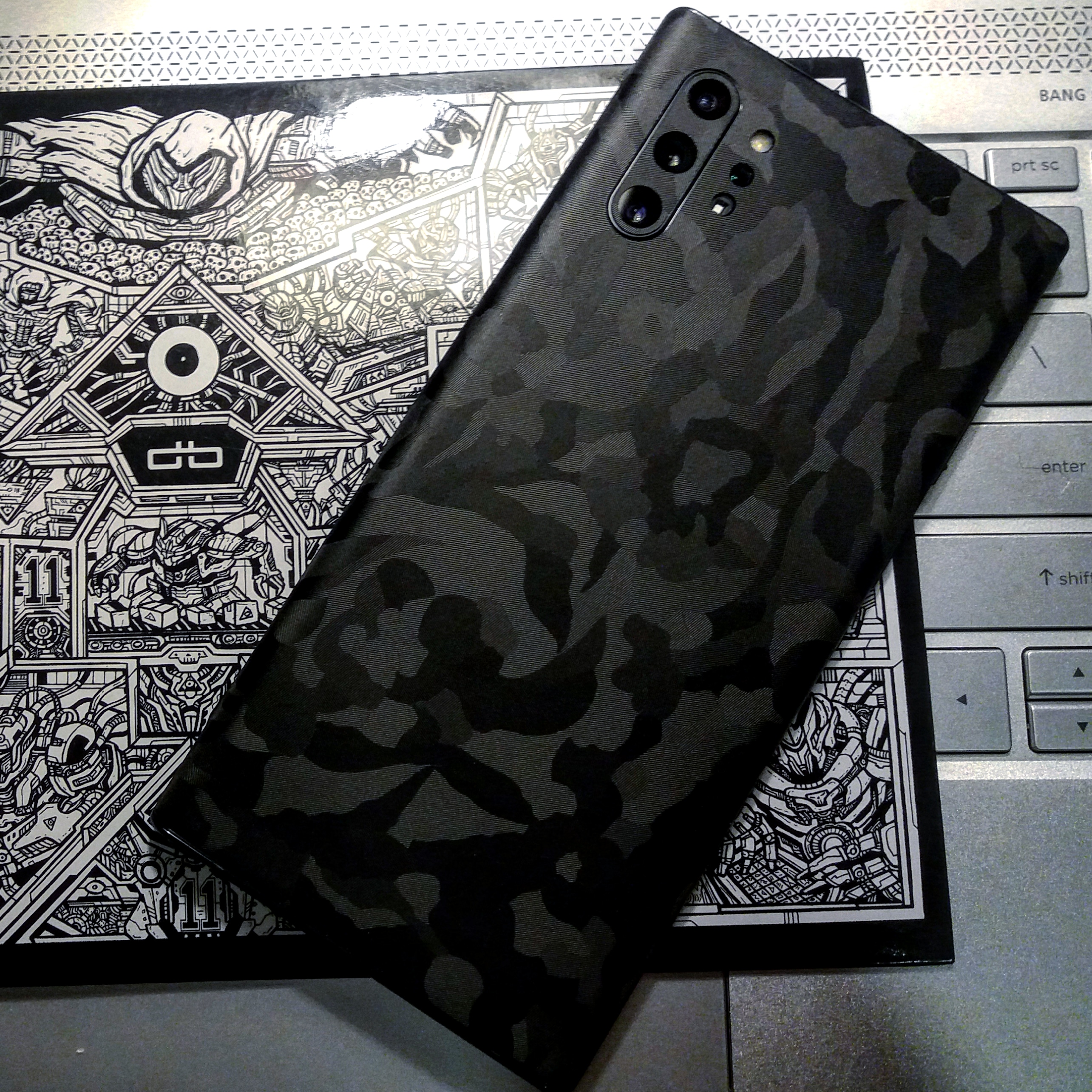 Black Camo Dbrand skin. Best decision ever. r/galaxynote10