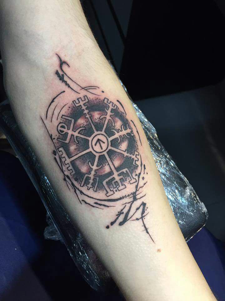 My vegvisir tattoo! Norse