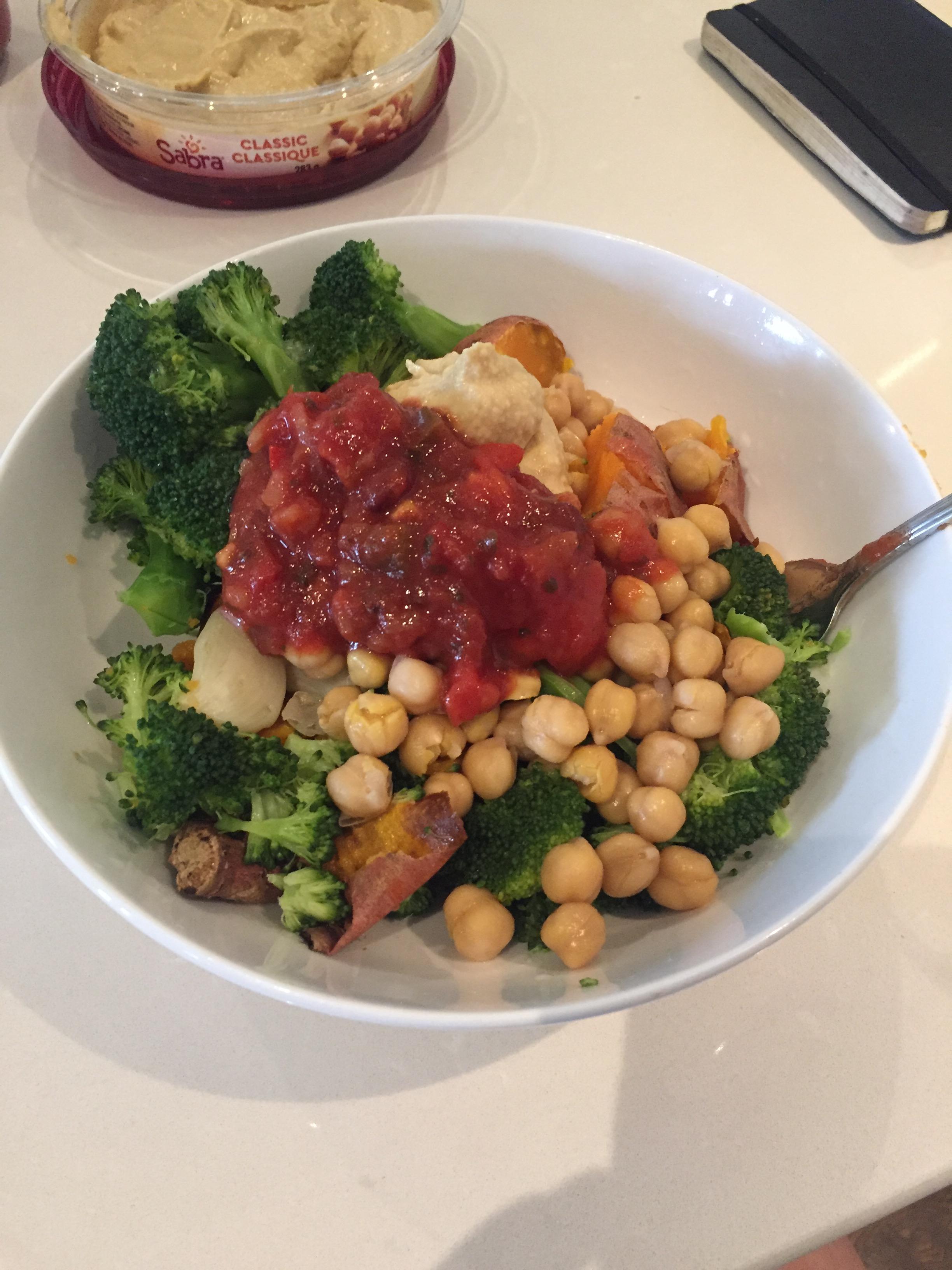 Sweet potato, steamed broccoli & garlic, chickpeas, hummus & salsa
