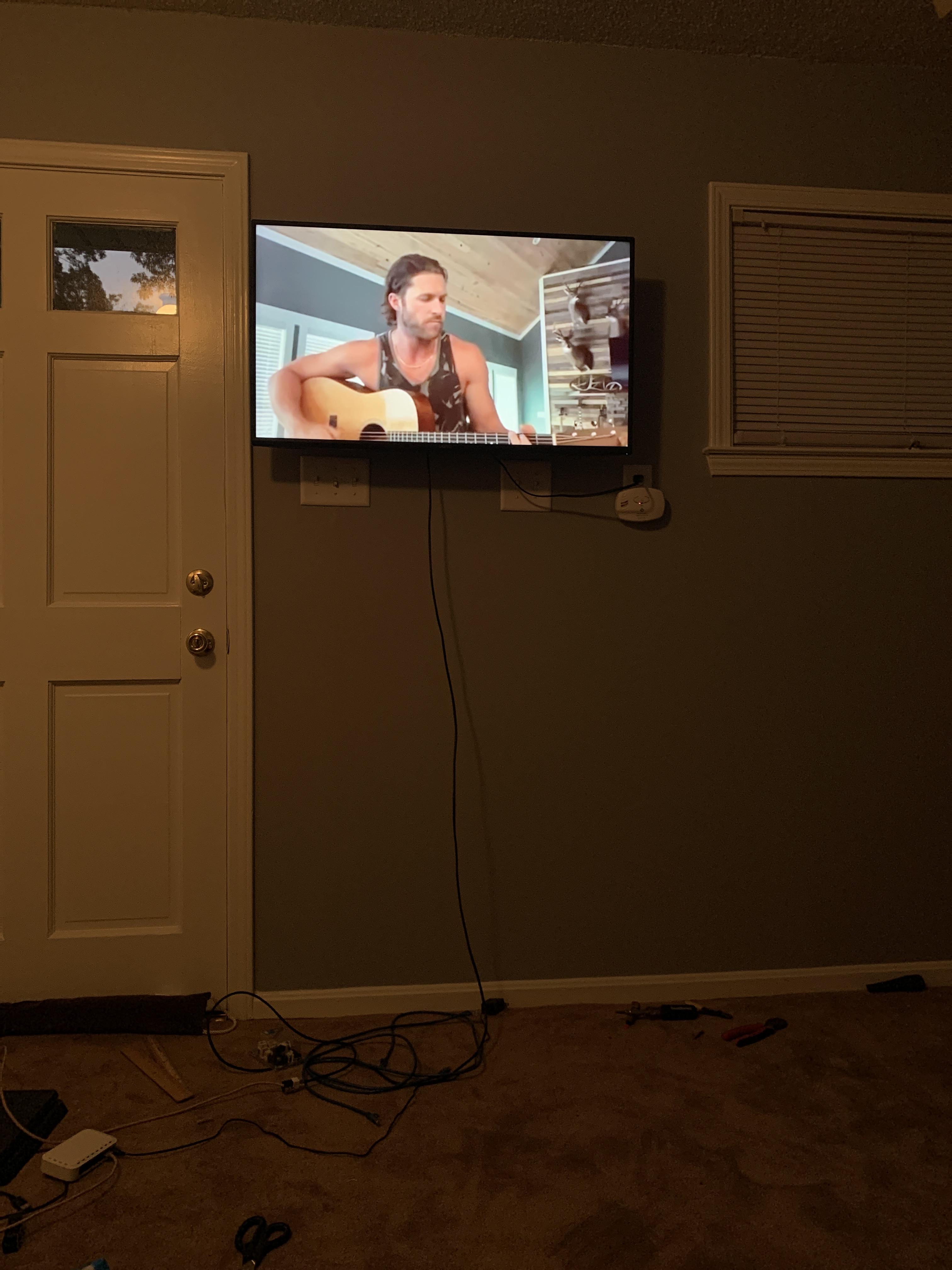 Looking for simple media stand white or gray any ideas r/HomeDecorating