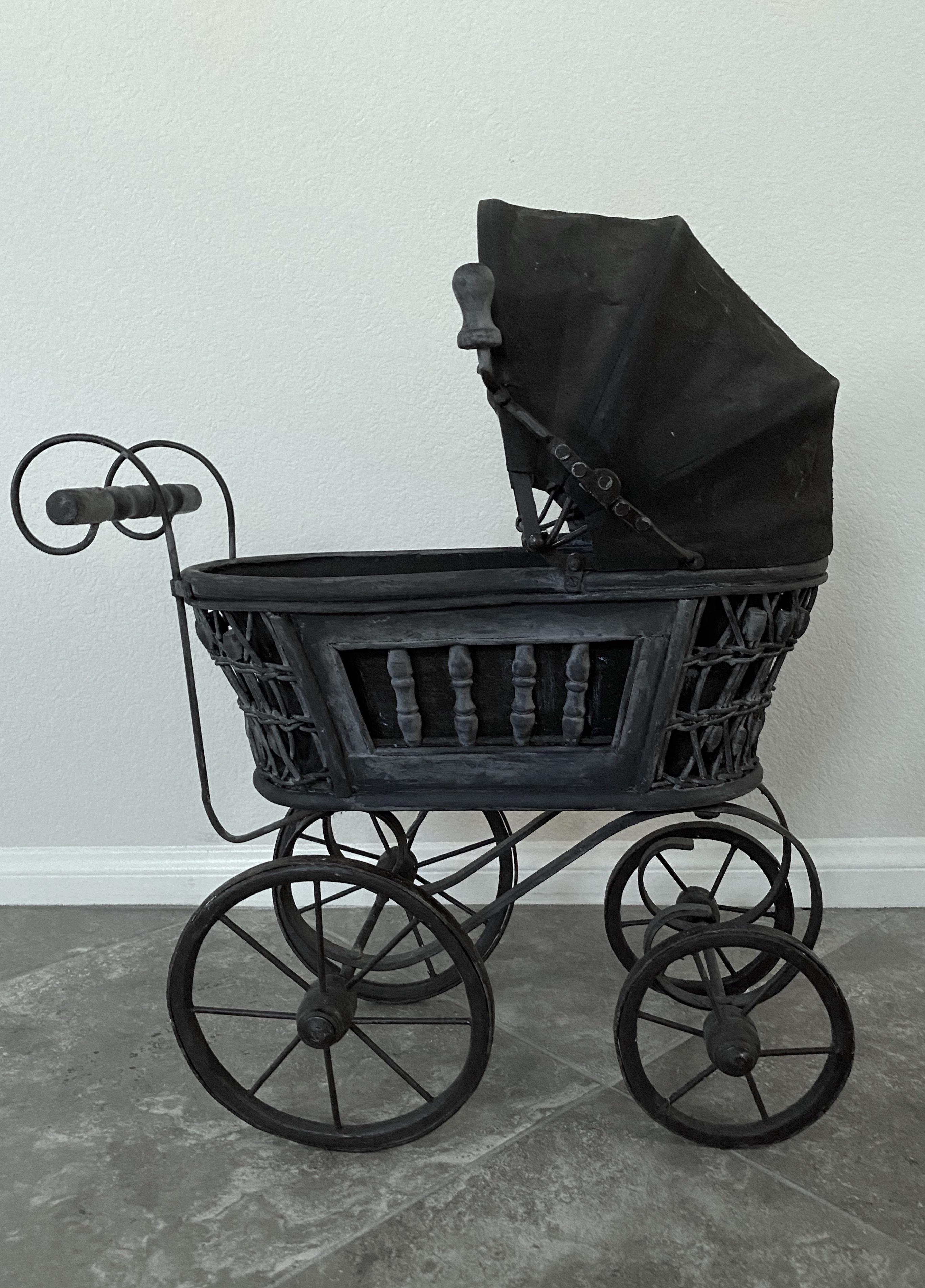 Found an antique doll stroller on FB marketplace! It's from Germany. It