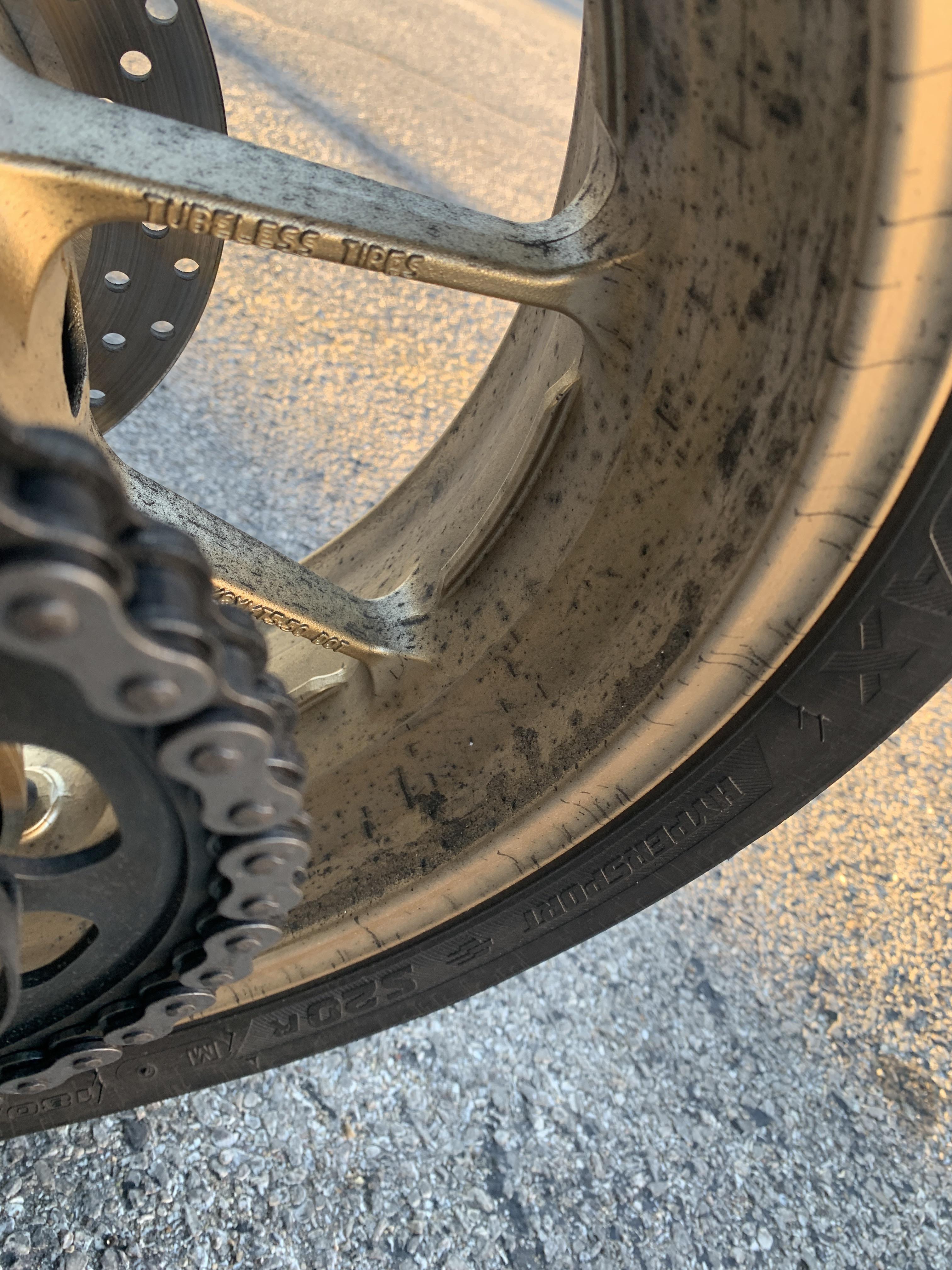 Are clean rims possible ? r/motorcycle