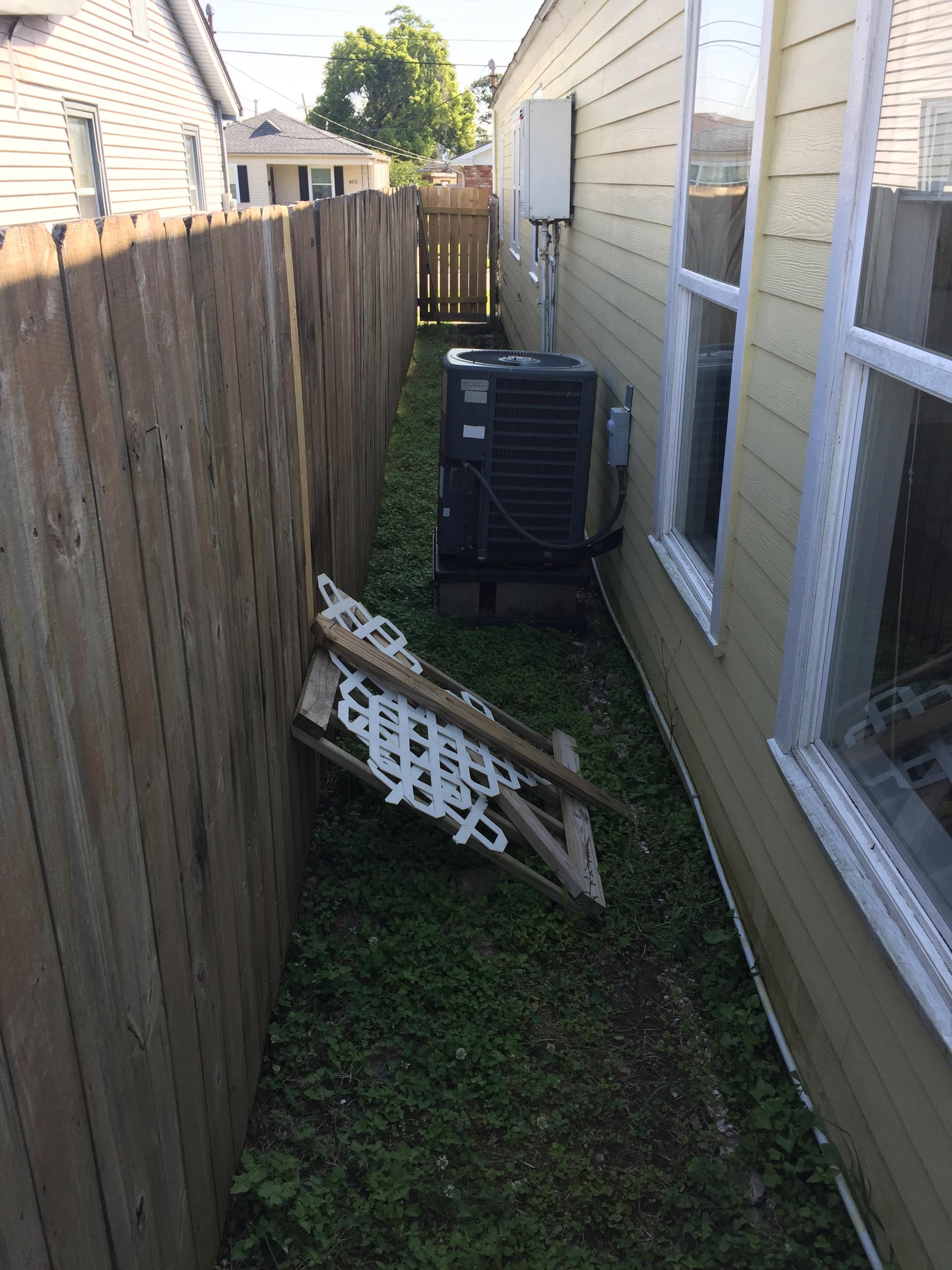 Any ideas on what to do with this narrow side yard? About 2.5 feet wide