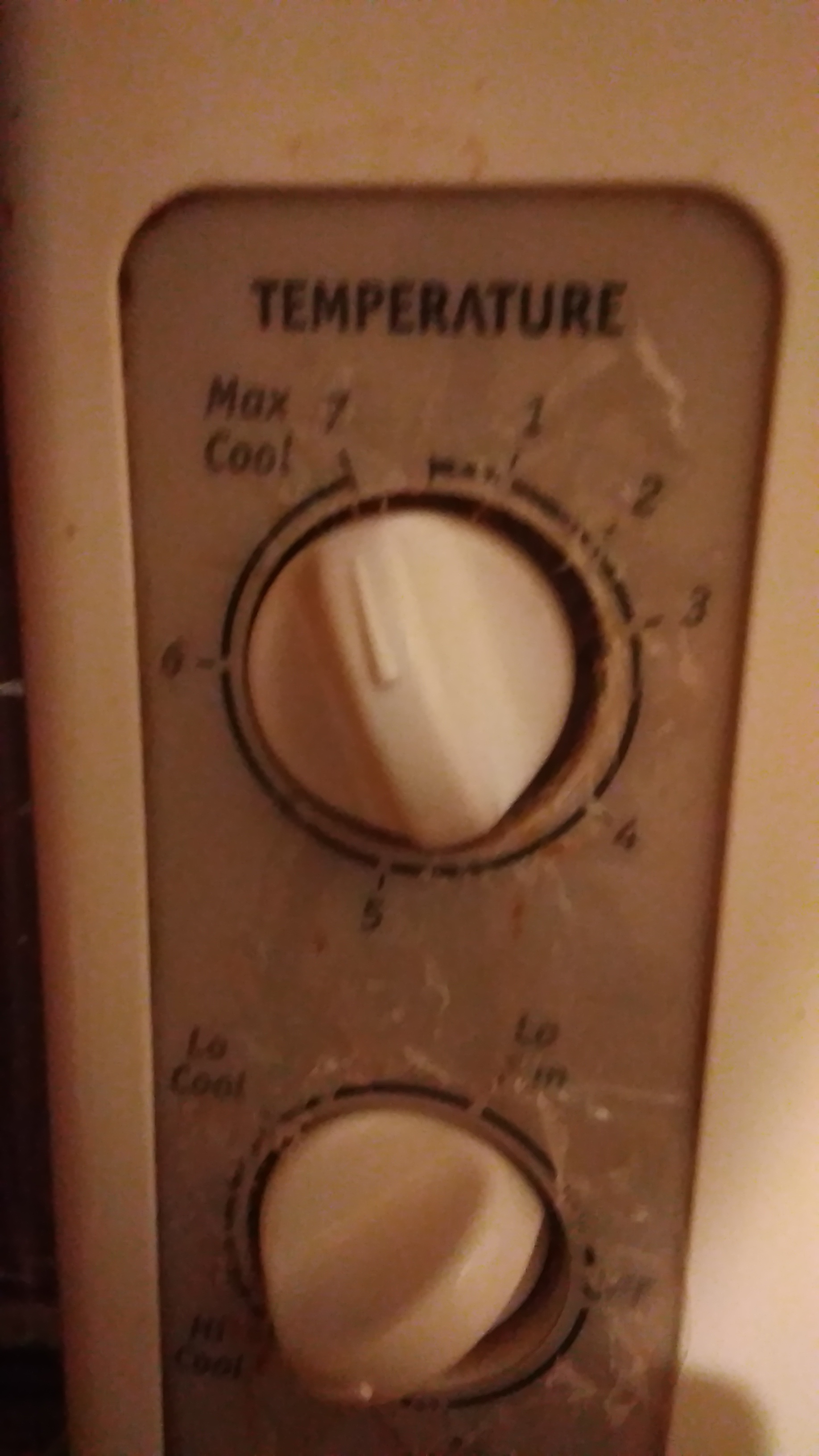 How do I fix the knob on this air conditioner? r/fixit