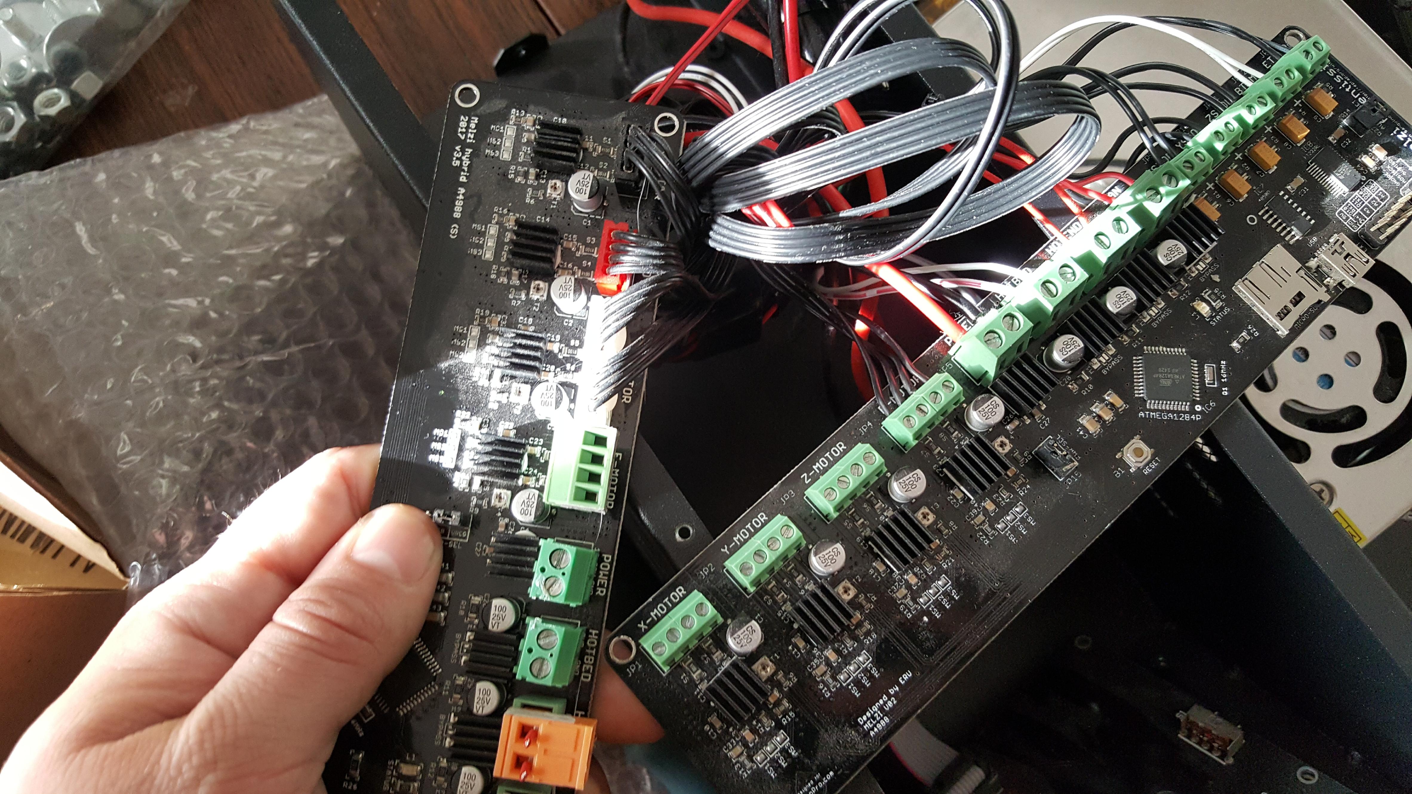 Replacing Melzi board on my Maker Select V2, received a different model