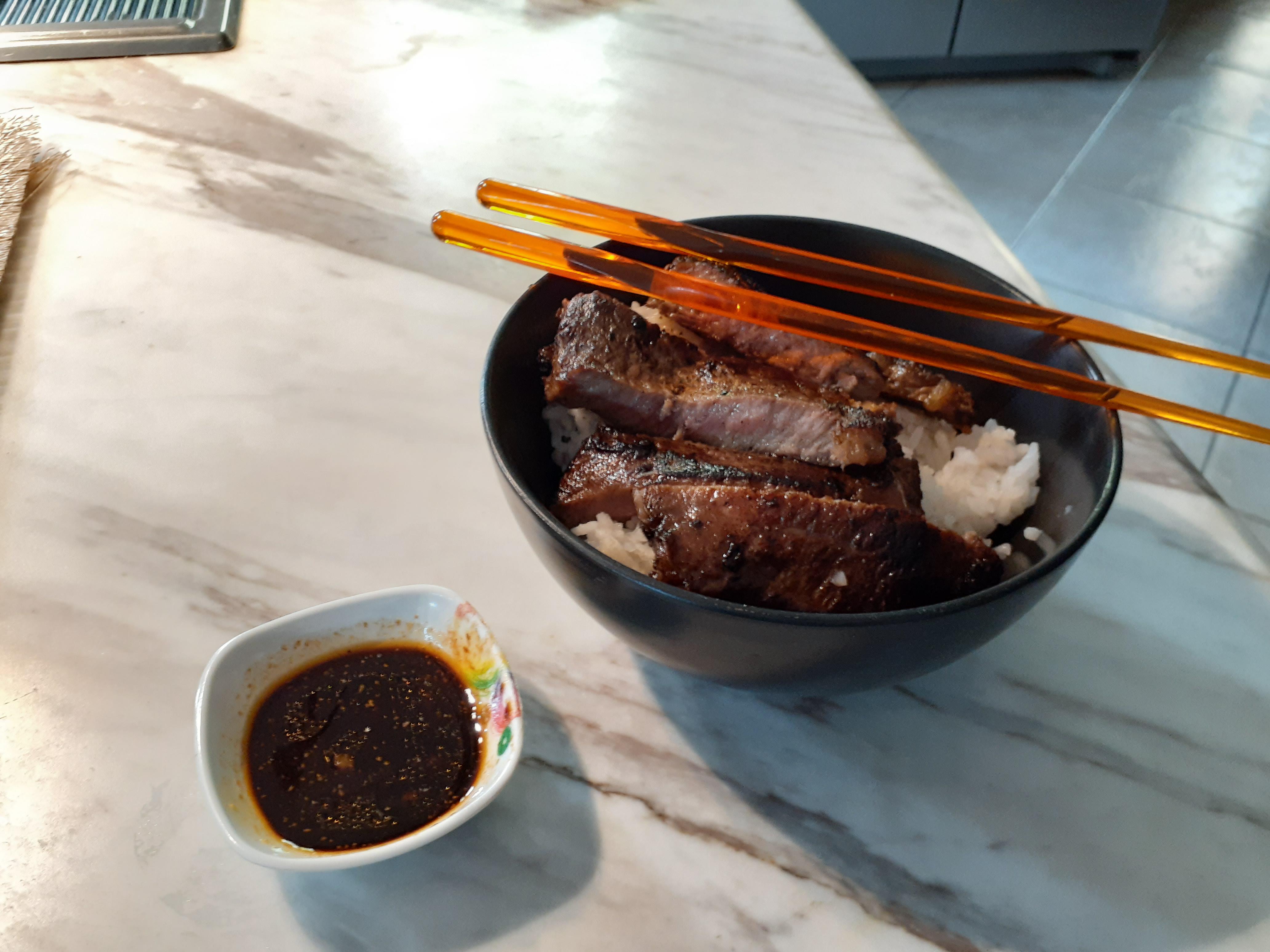 Steak Rice bowl with Teppanyaki sauce r/steak