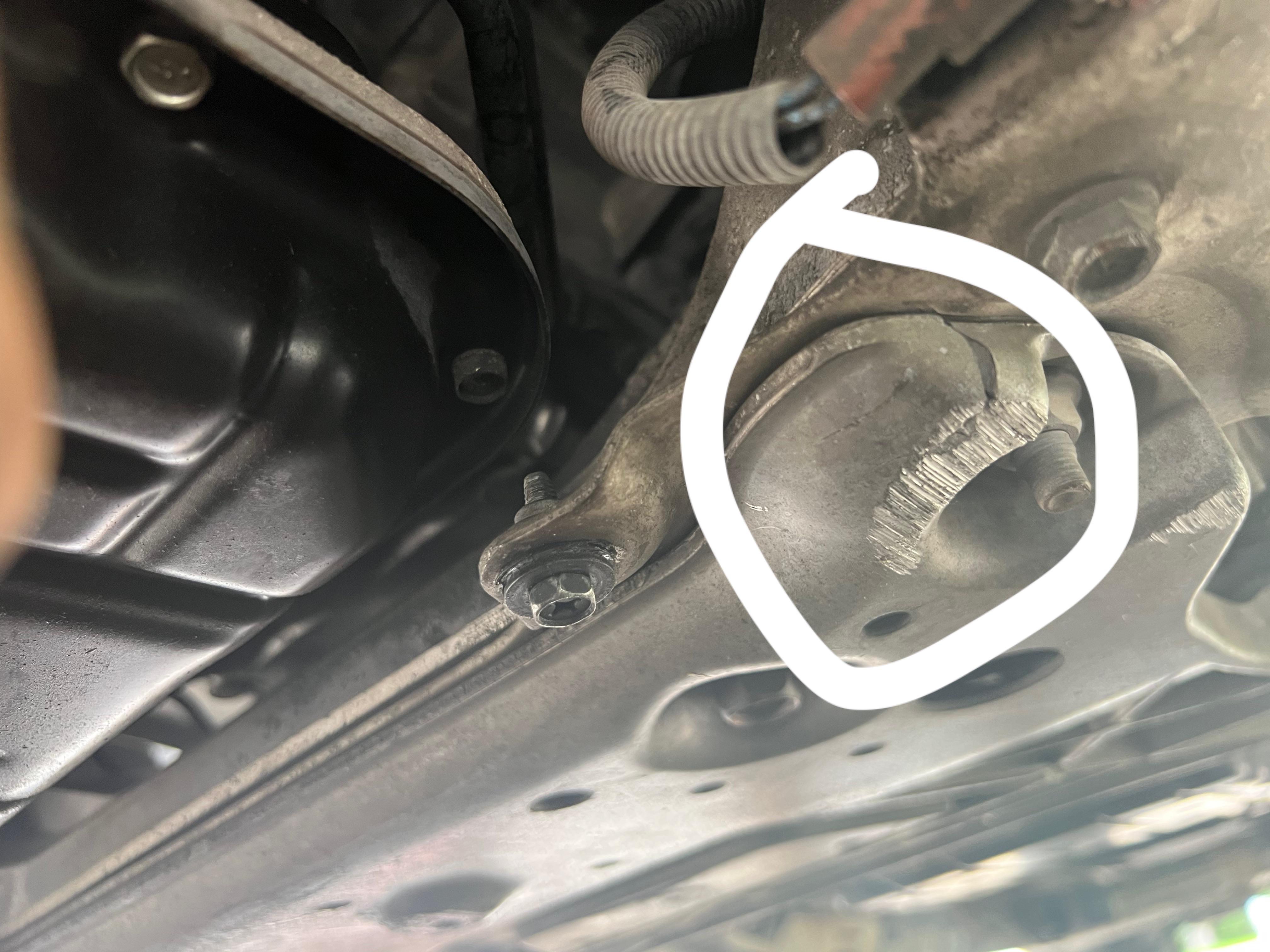 I was changing my oil and notice this was cracked does it matter? r/G37