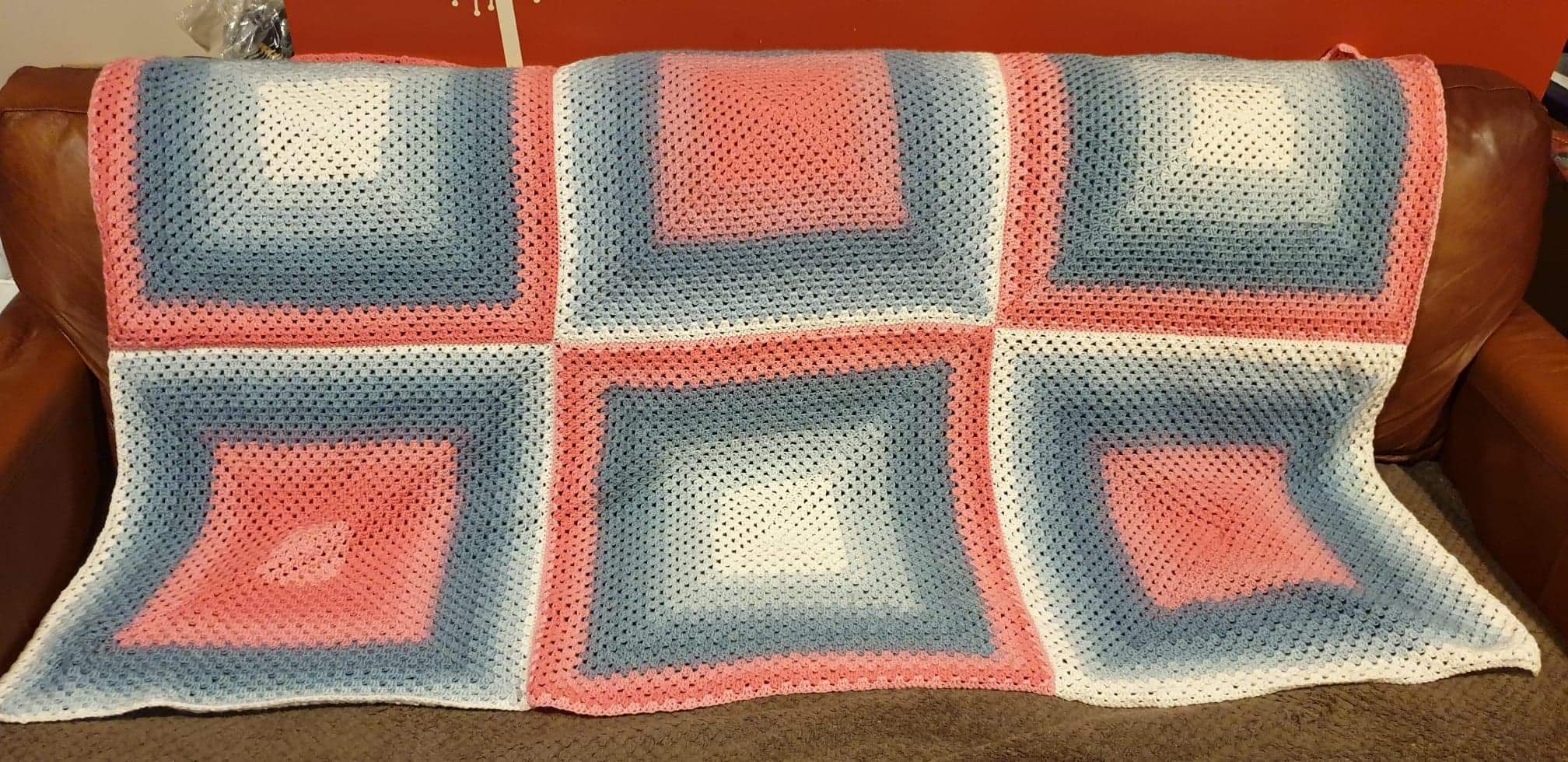 Woohoo finished my couch blanket! r/crochet