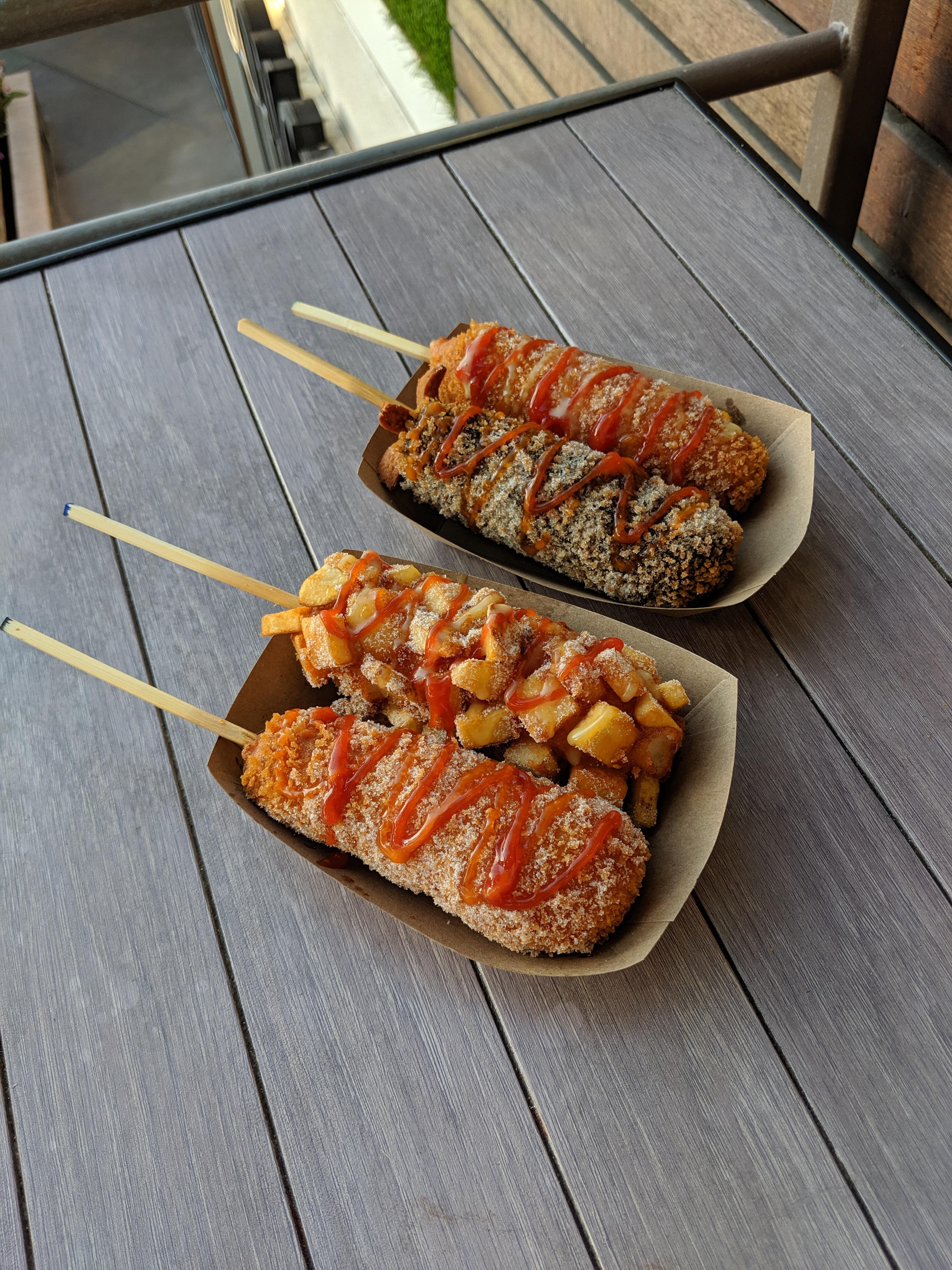 Korean fried corn dogs r/FoodPorn