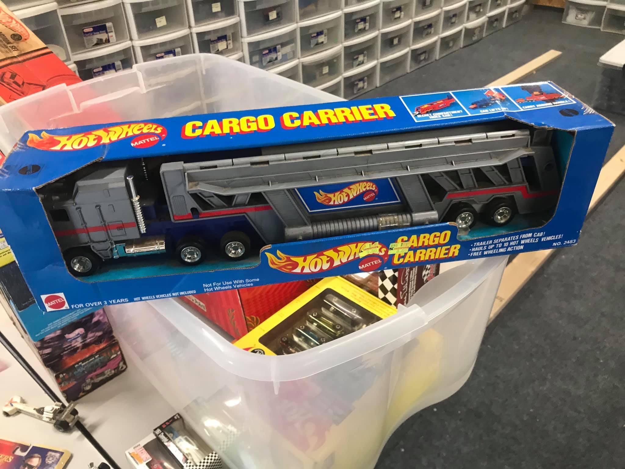 Knock off another high end piece off my need list. Boxed 80s Cargo