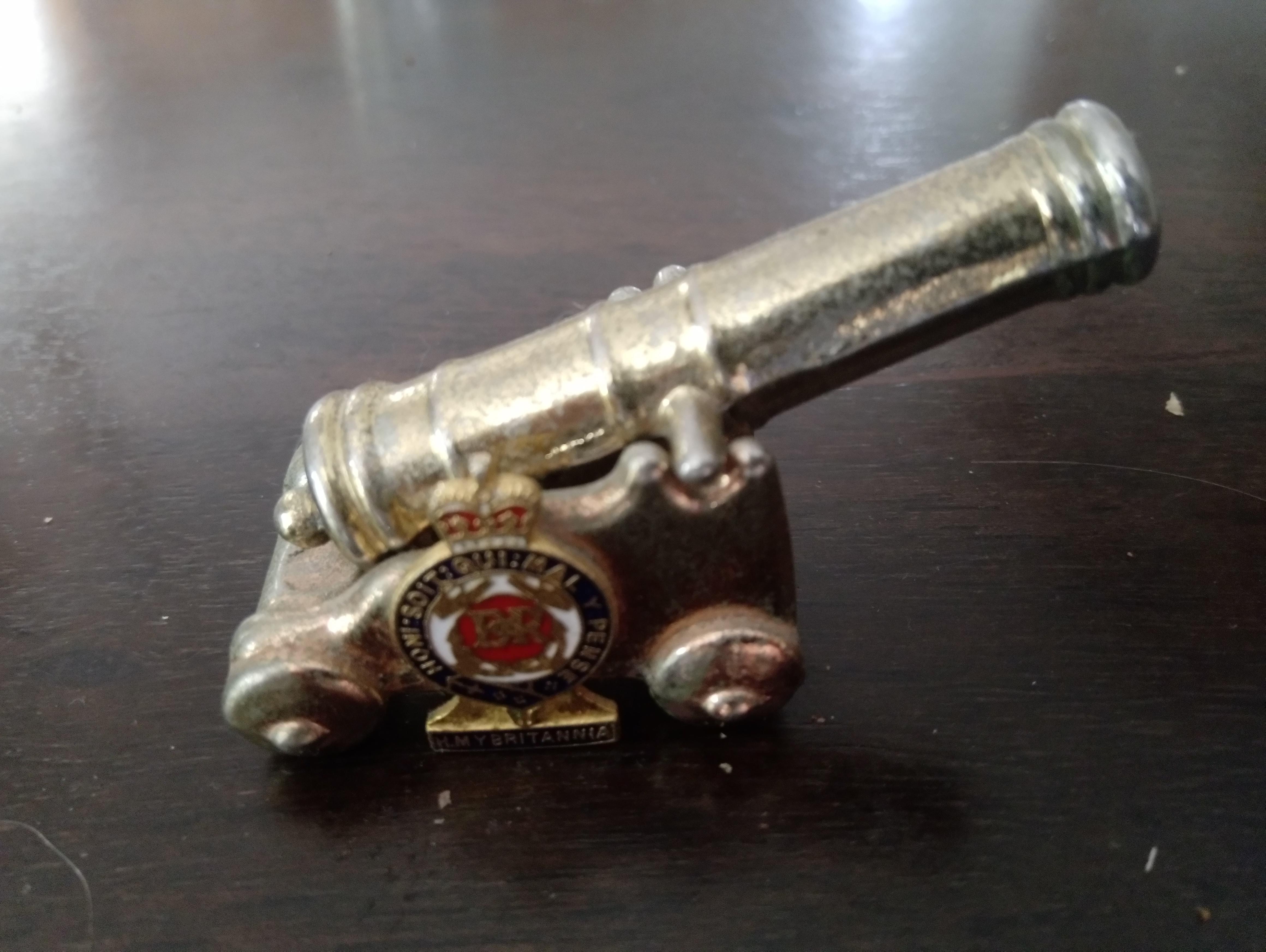 Pocket Cannon +50 concealment, undetectable in a weapons check by NPC's