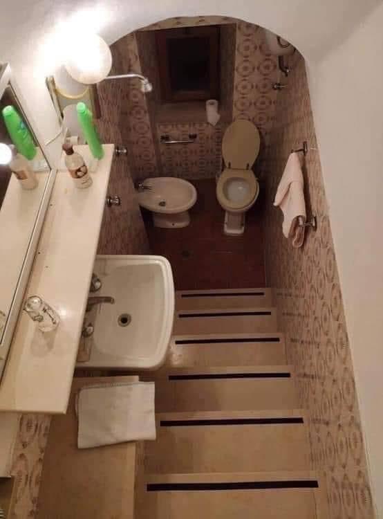 This bathroom. With stairs. r/ATAAE