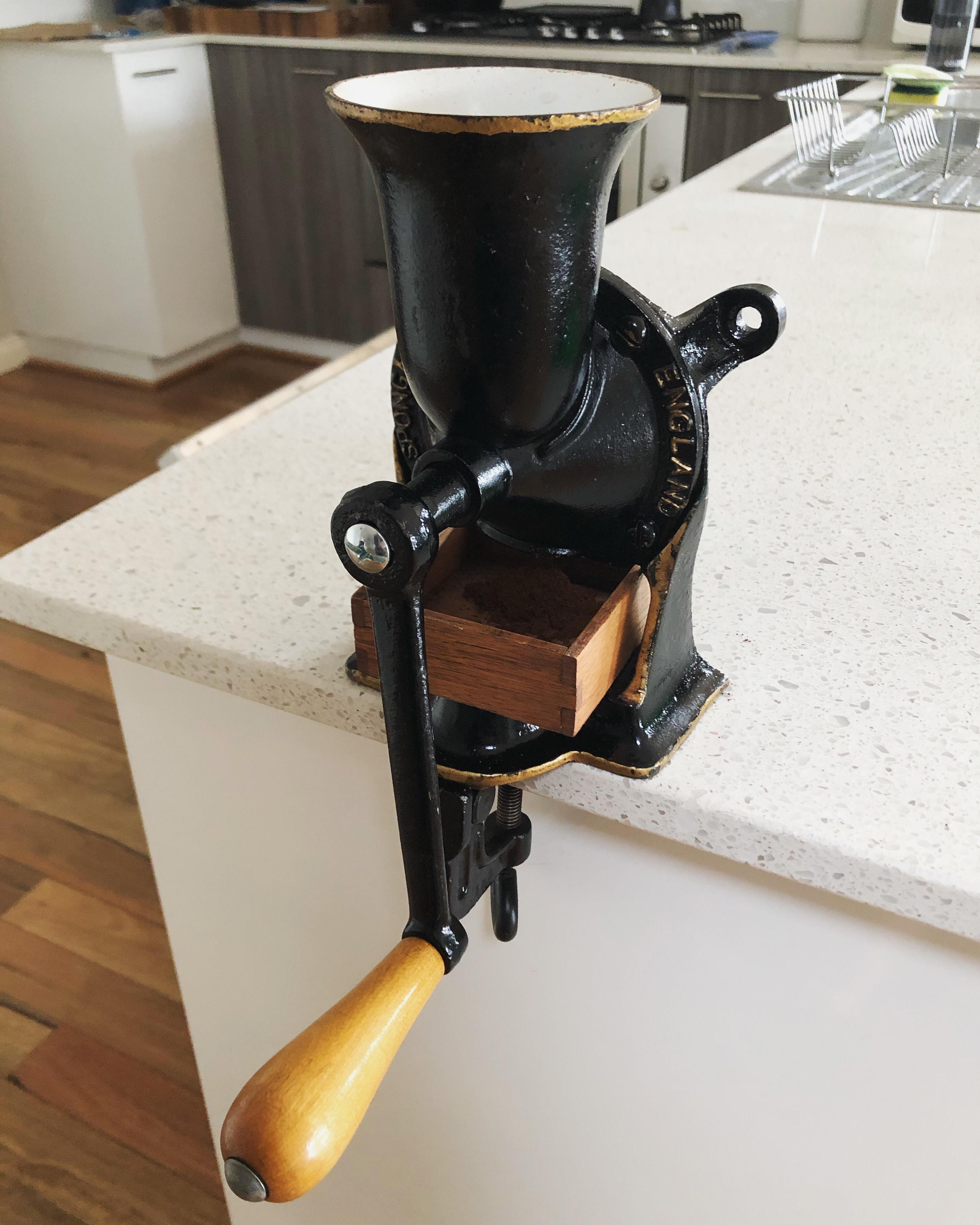 Thought you all might appreciate my Spong no. 2 coffee mill. r/castiron