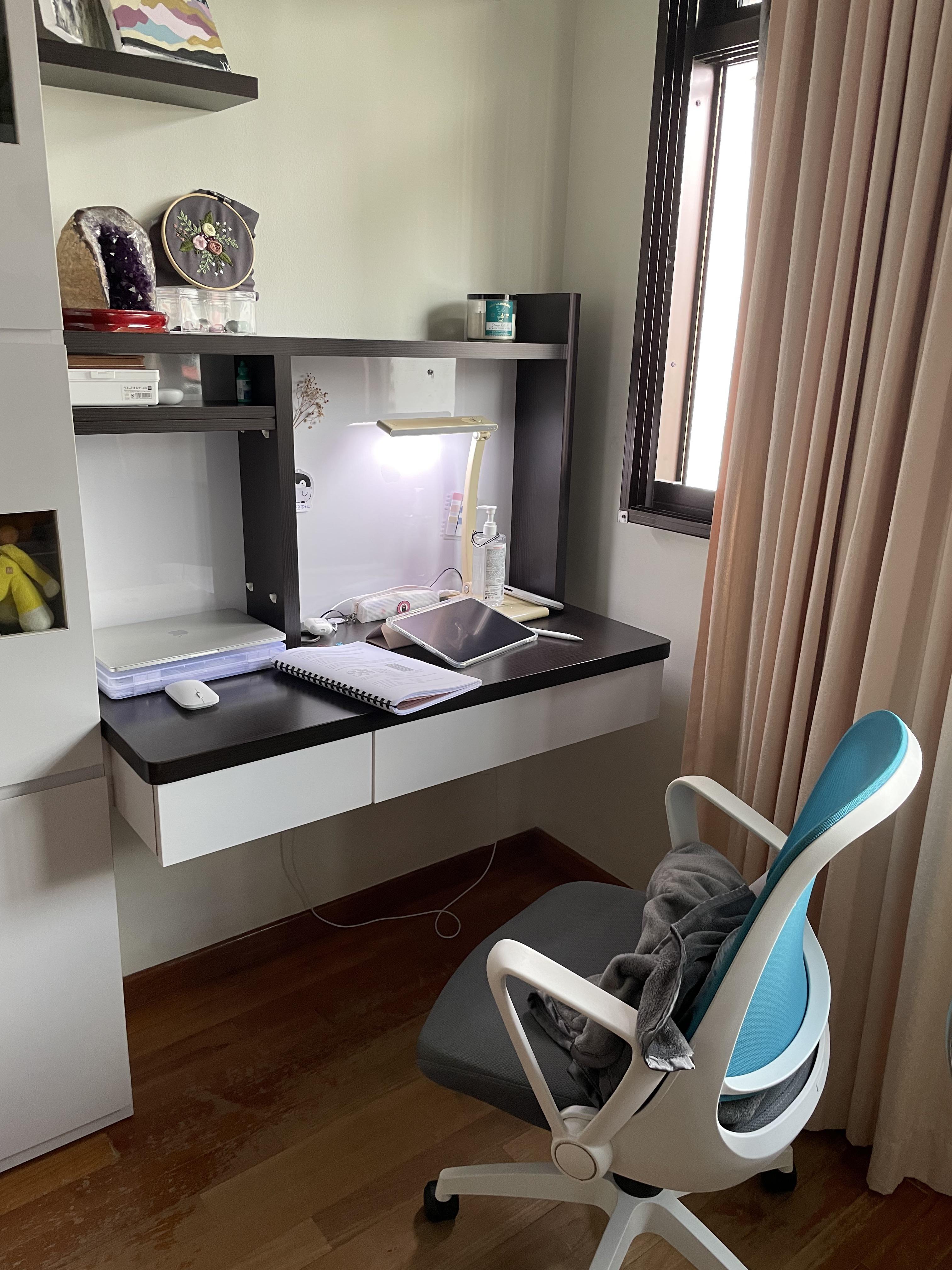 my study table! r/GetStudying