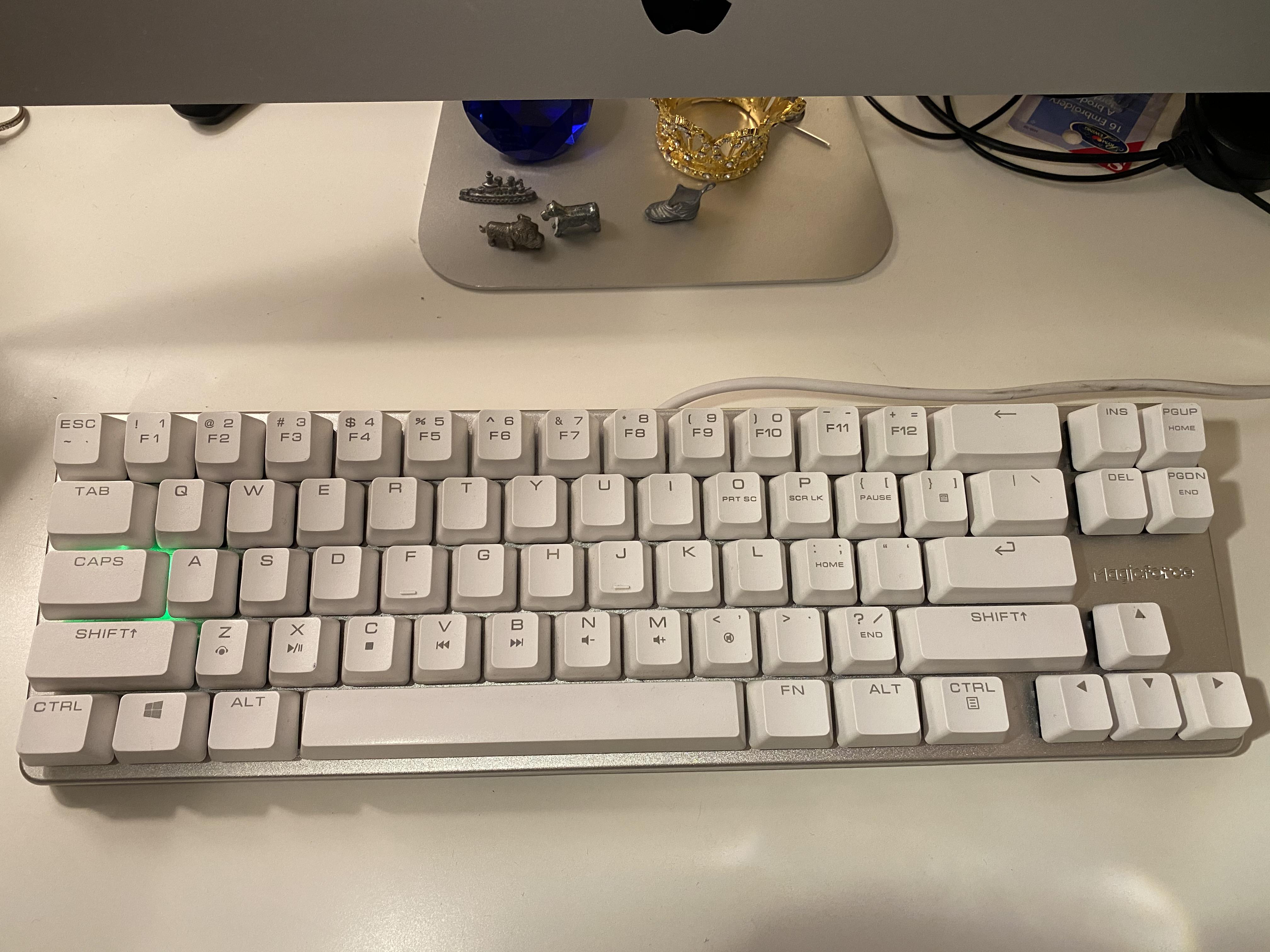 3 Magicforce mini keyboard at Goodwill r/MechanicalKeyboards