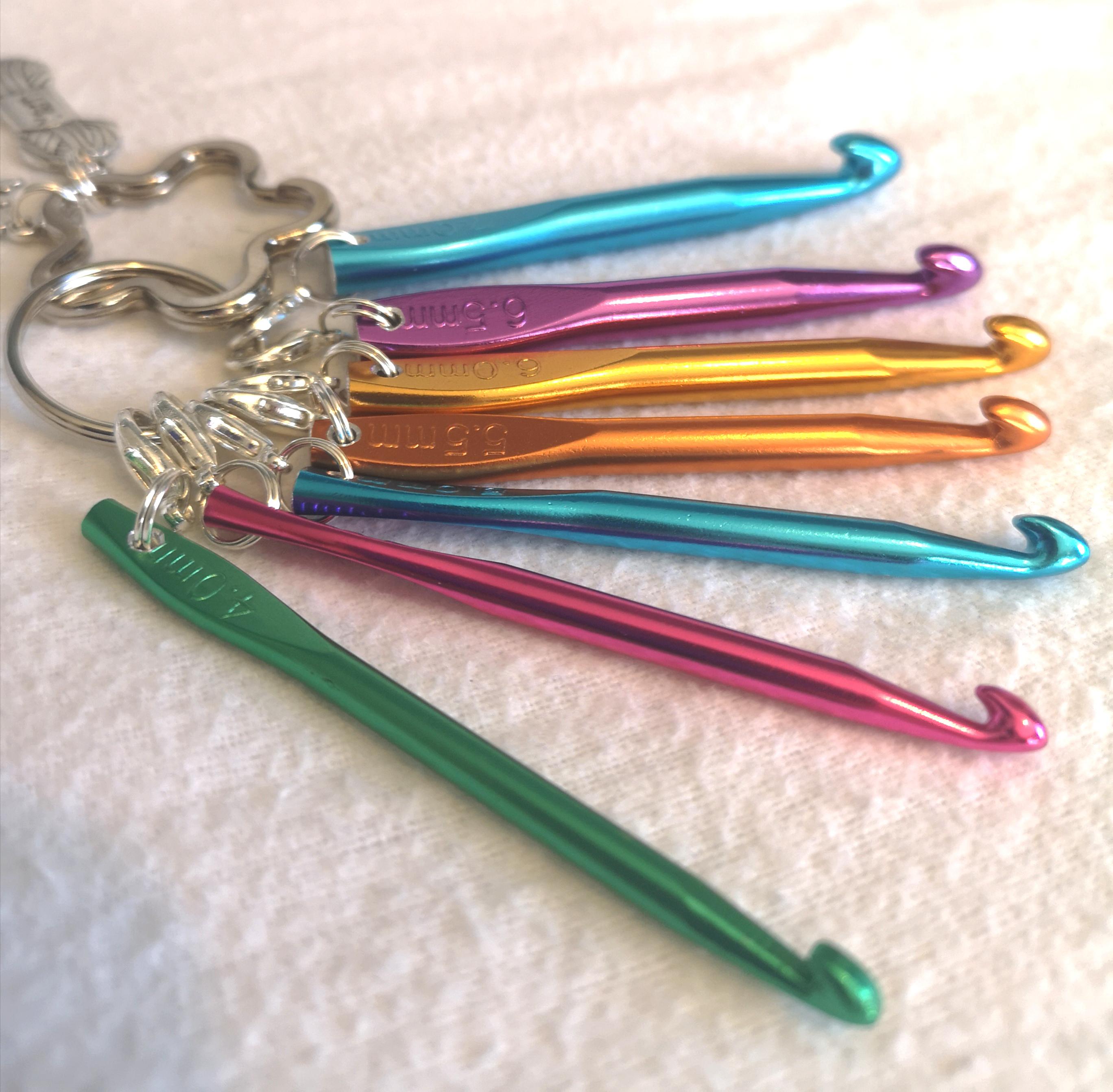 First Christmas pressie hook keychain! Ready for emergency crochet 🤘