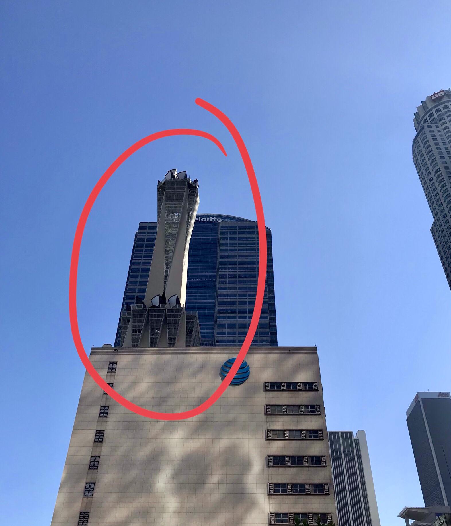 Anyone know what this is on top of the AT&T Center in Downtown Los Angeles? Just an antenna? r/ATT