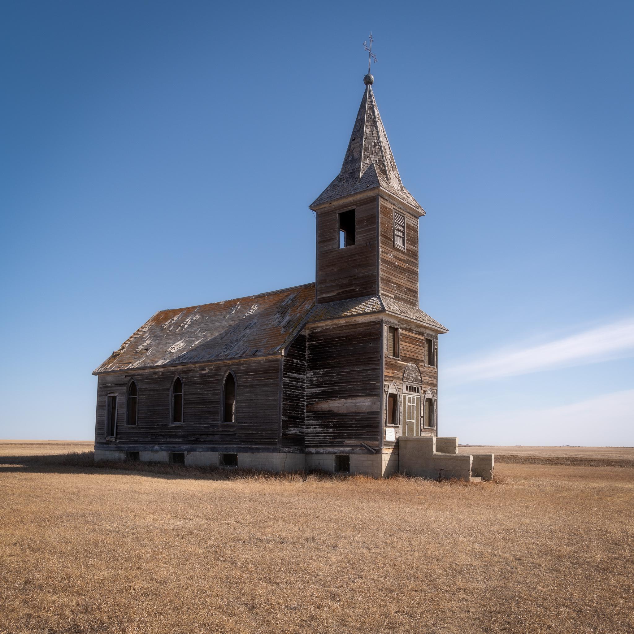 Abandoned Church still standing tall. (OC) r/saskatchewan