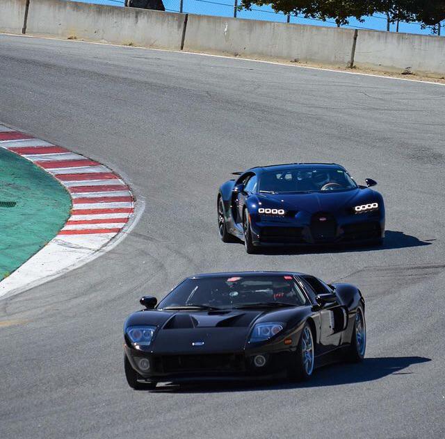 Ford GT x Bugatti Chiron r/carporn
