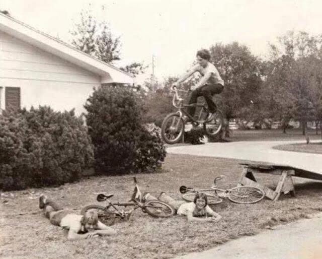 Bike jumps in the 70's r/OldSchoolCool