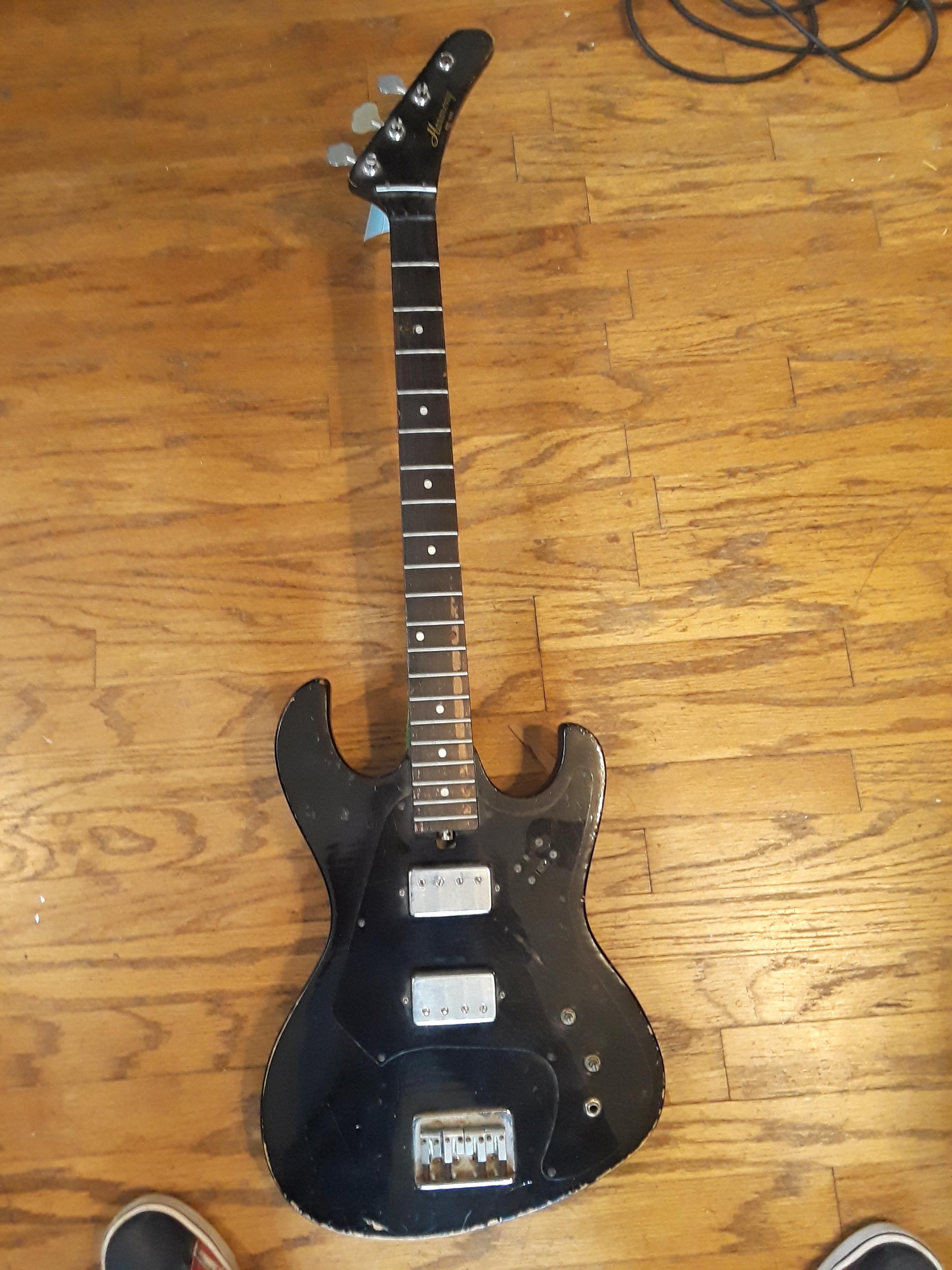 Got this harmony bass at a garage sale, anyone know the model r/guitars