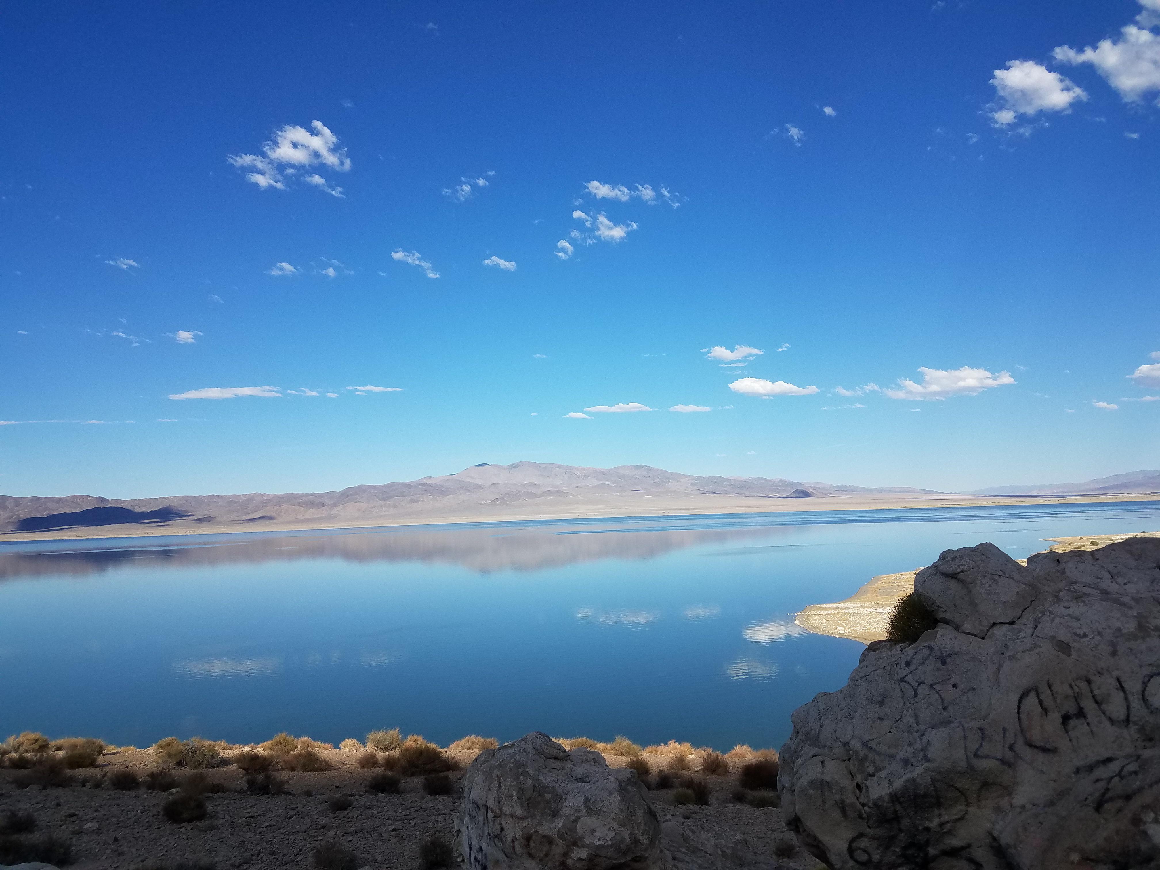 Walker Lake, NV r/pics