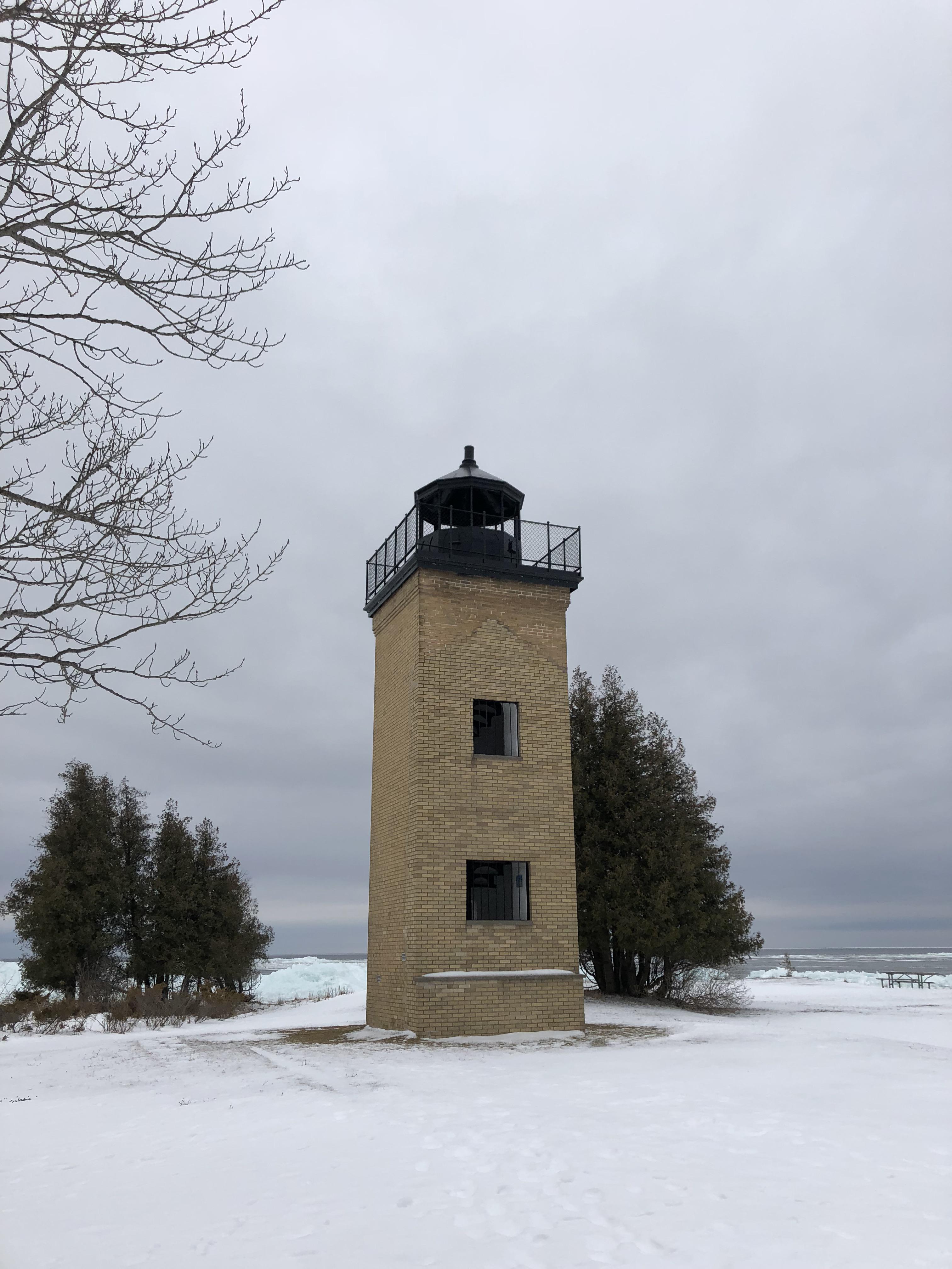 Peninsula Point Lighthouse, Stonington Michigan r/LighthousePorn