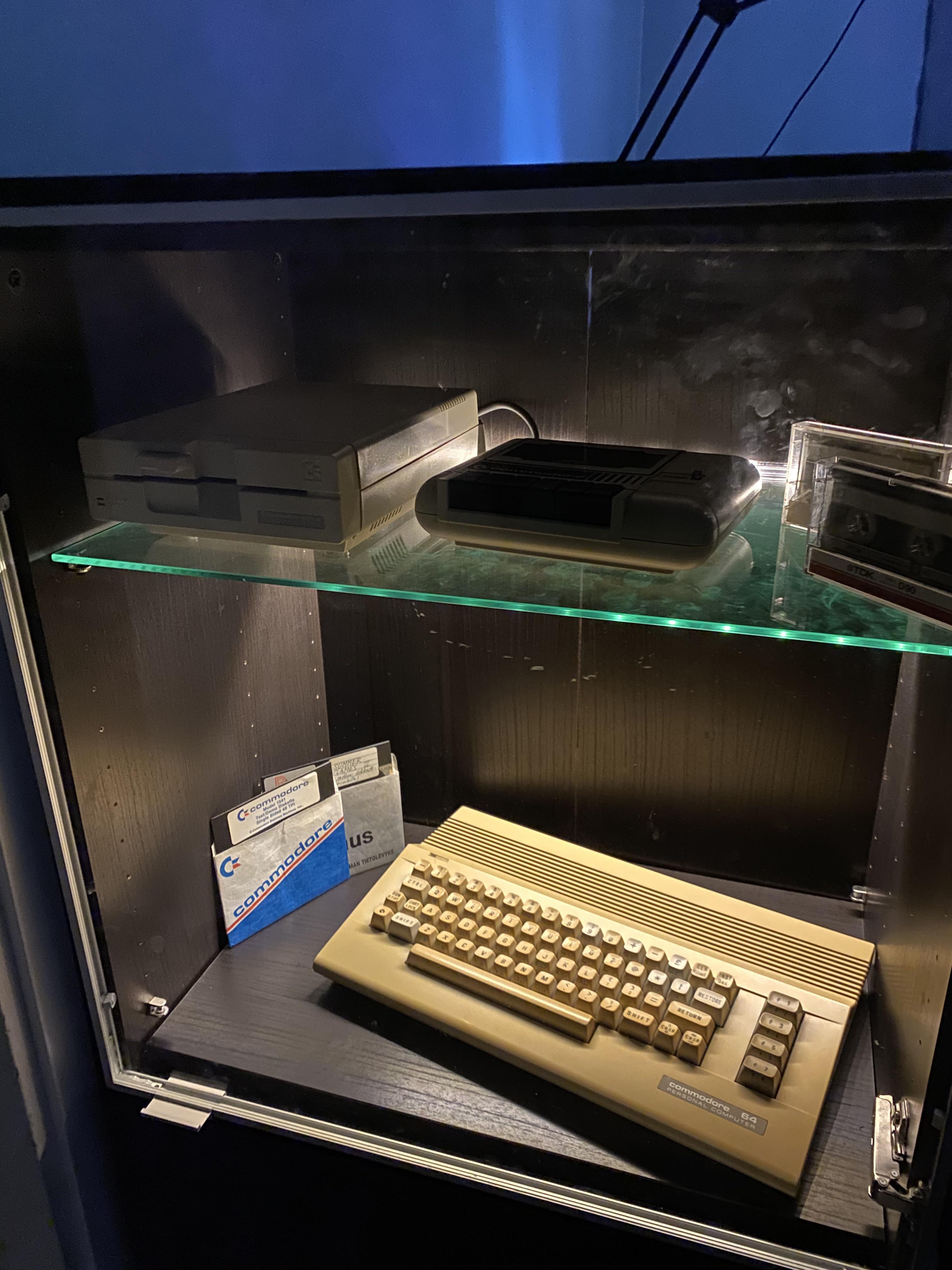 481 best Commodore 64 images on Pholder C64, Retrobattlestations and Retrogaming