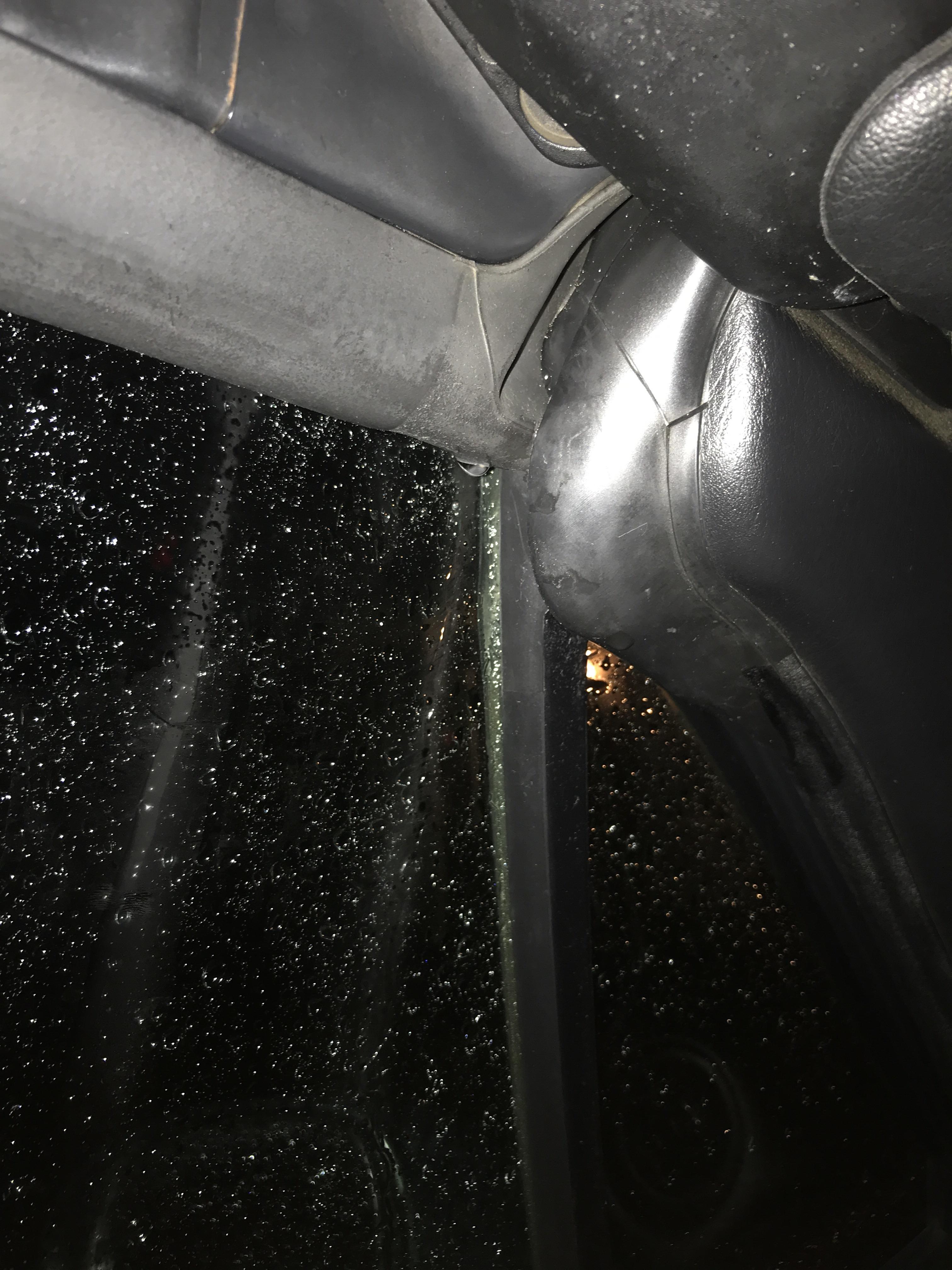 Driver door is leaking. Which seal? Nb1 r/Miata