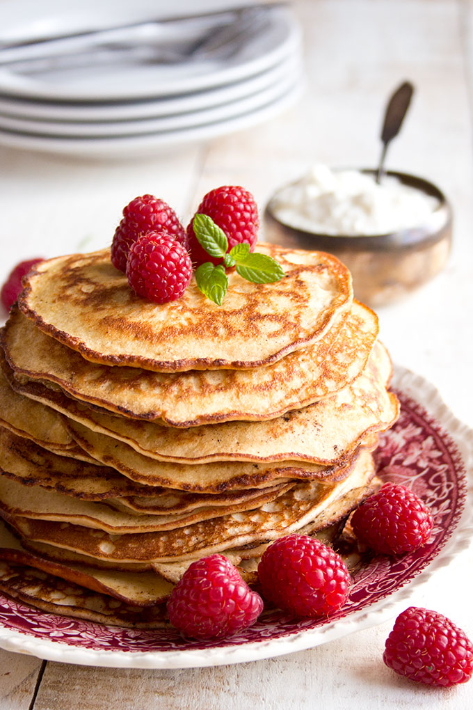 Almond Cream Cheese Pancakes r/ketorecipes
