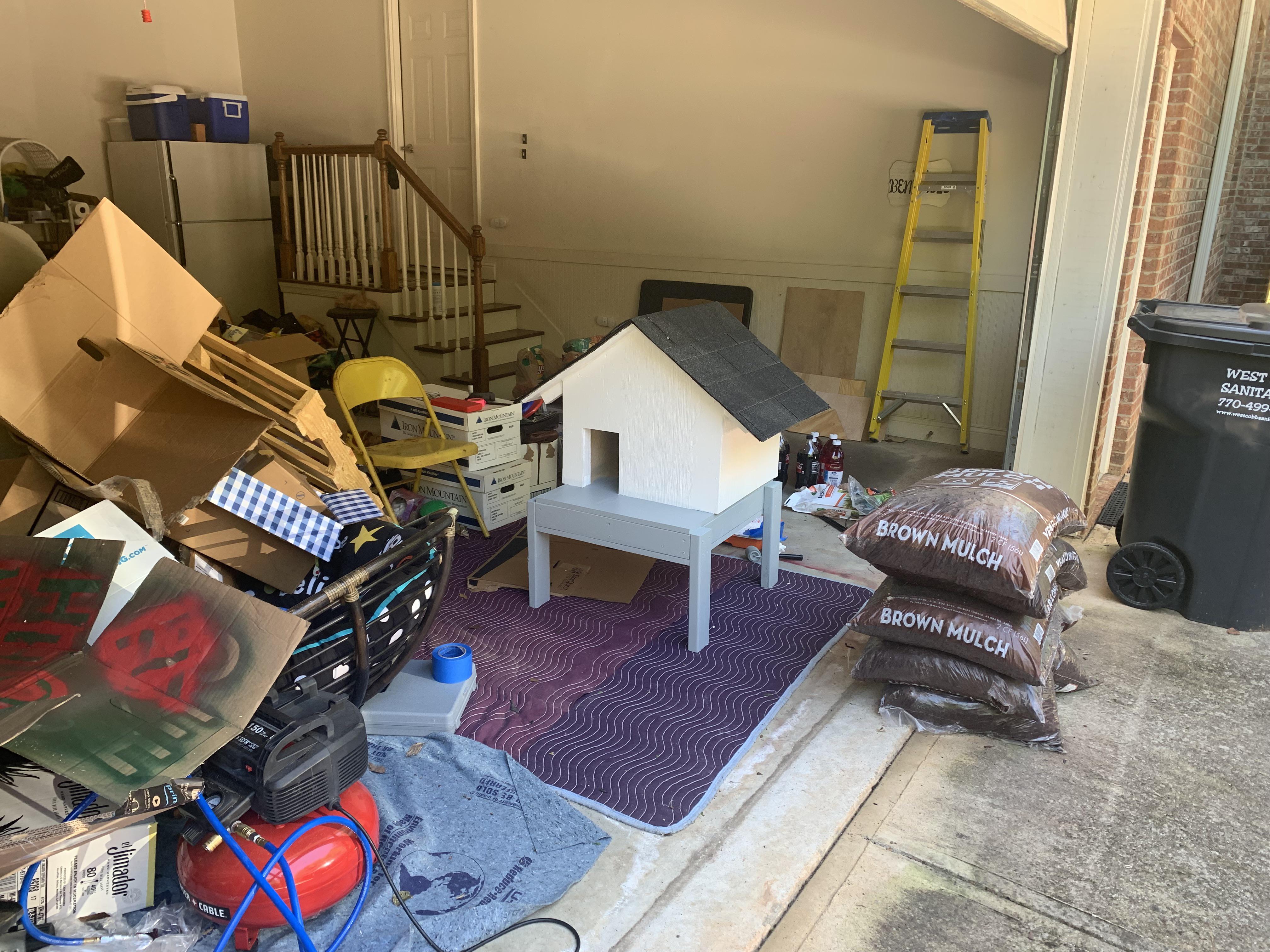 Cat house for the outdoor strays. r/woodworking