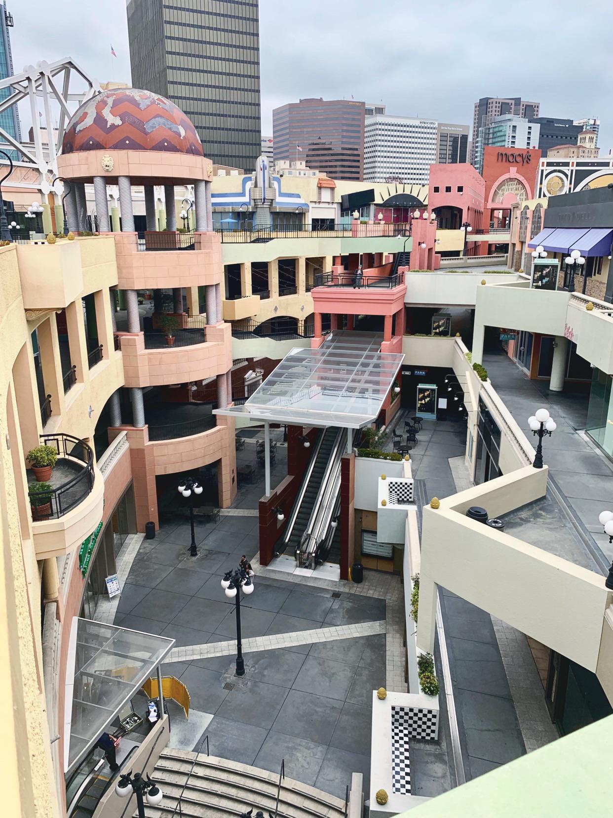 Horton Plaza, San Diego CA. 19852019 r/AbandonedPorn