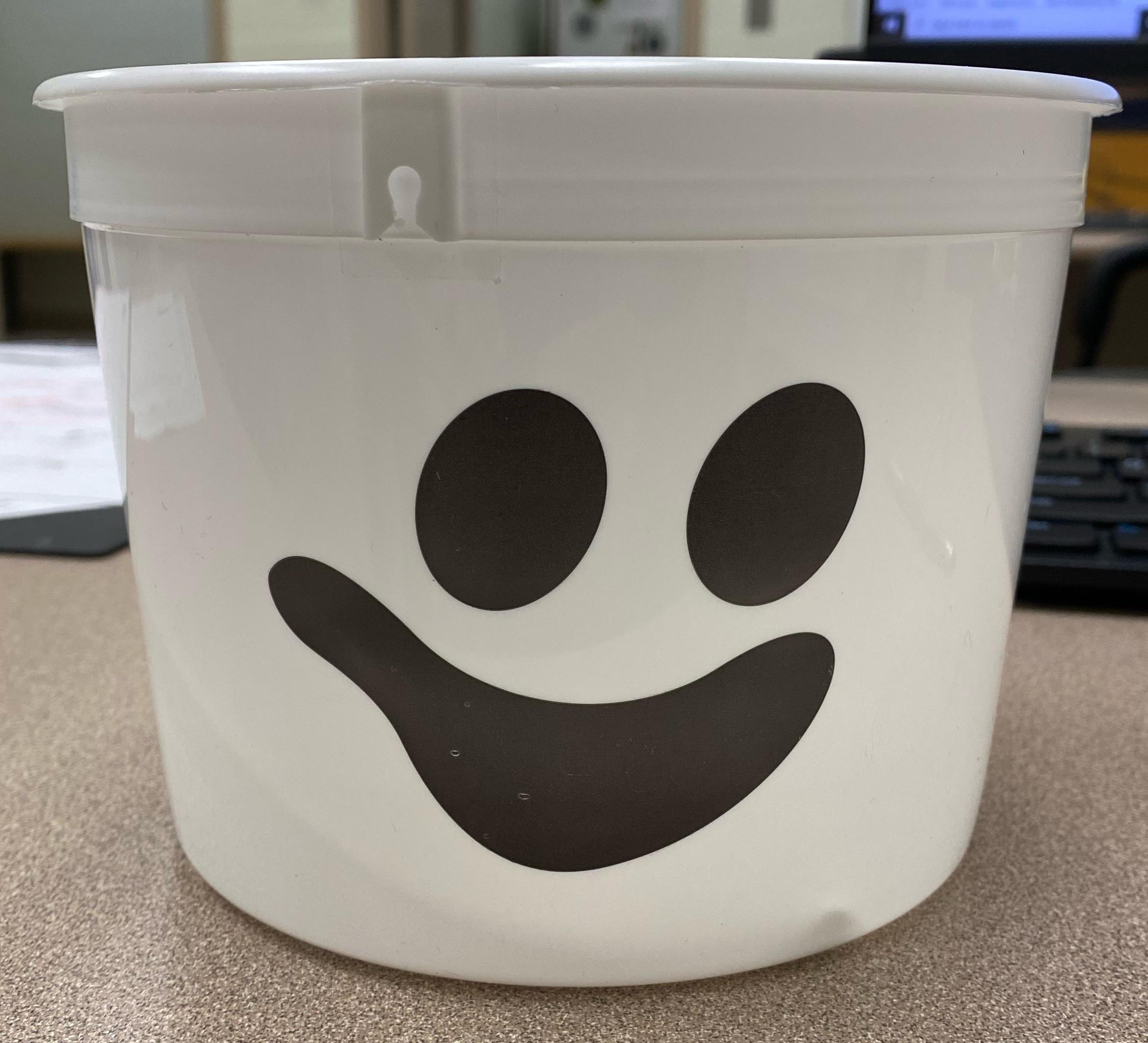 McDonalds Halloween Buckets are back! r/90s