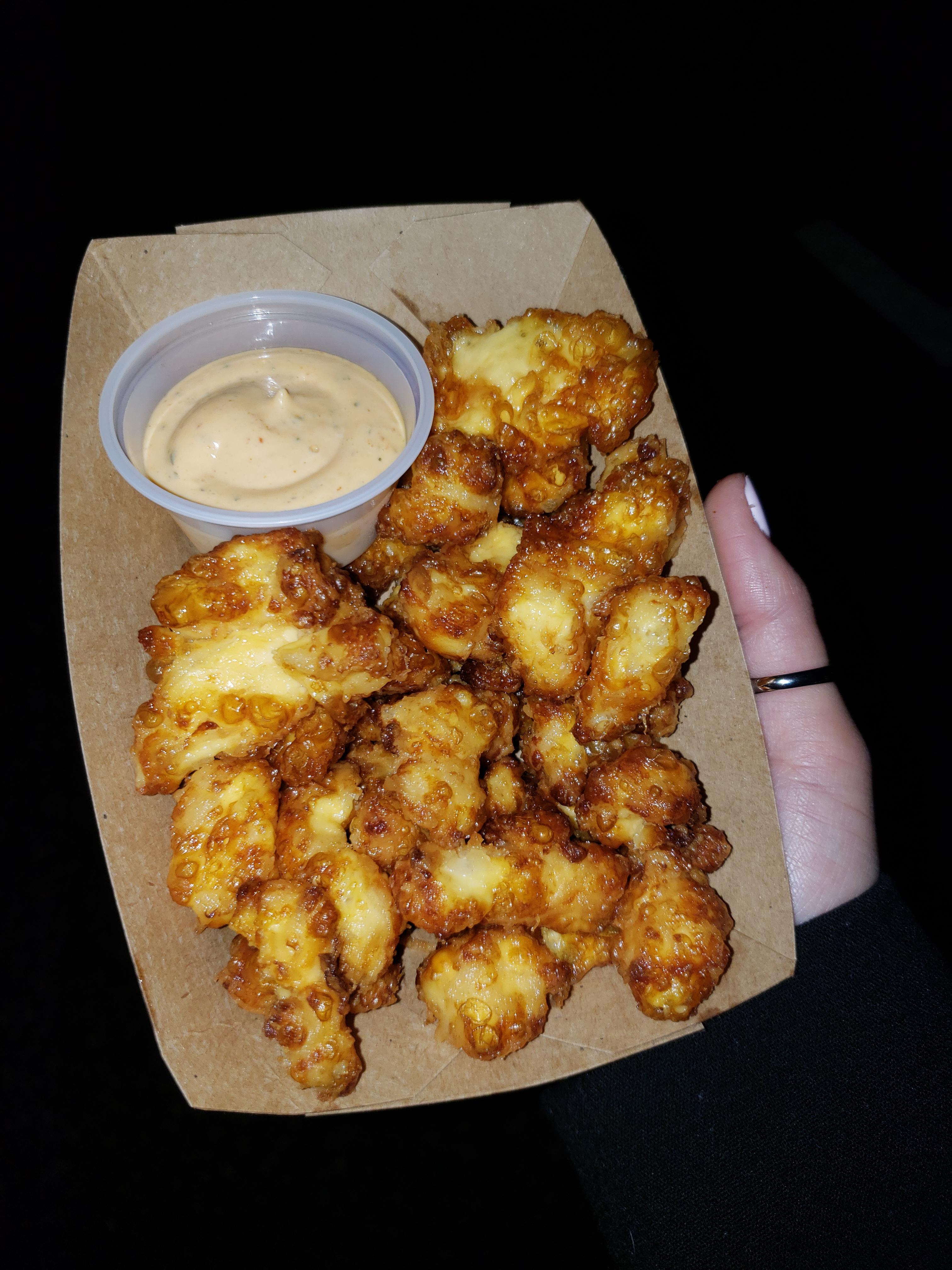 Wisconsin fried cheese curds r/FoodPorn