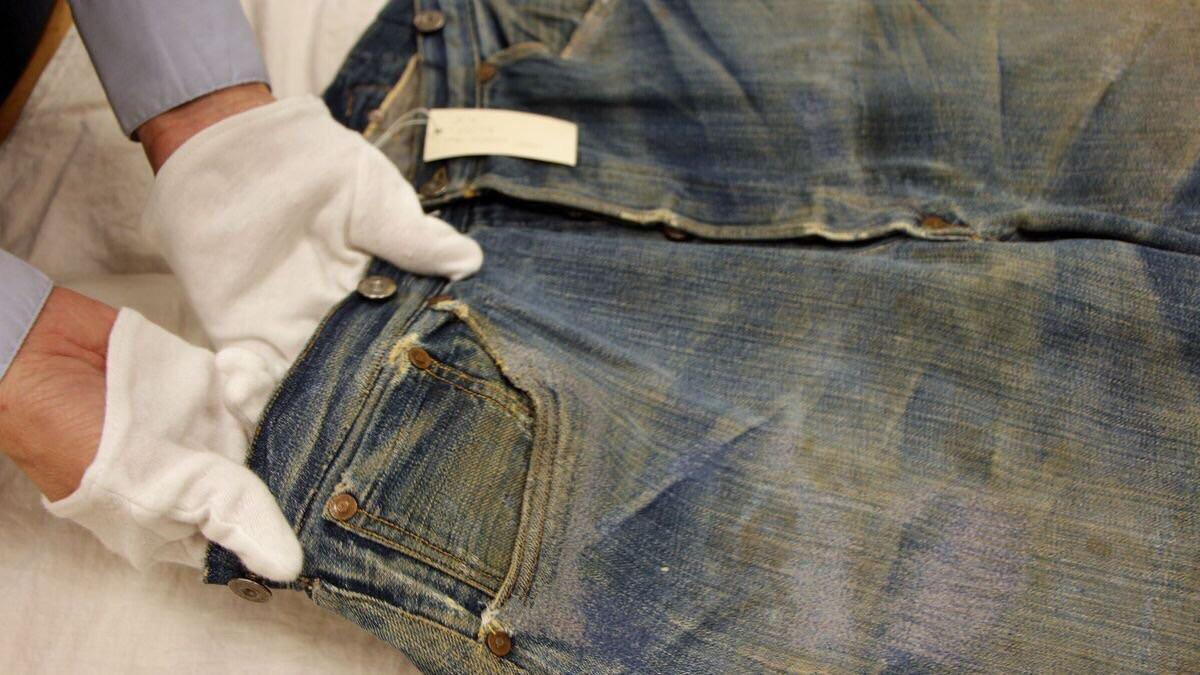 Oldest surviving pair of Levis jeans, 1879. [1200x675] r/ArtefactPorn