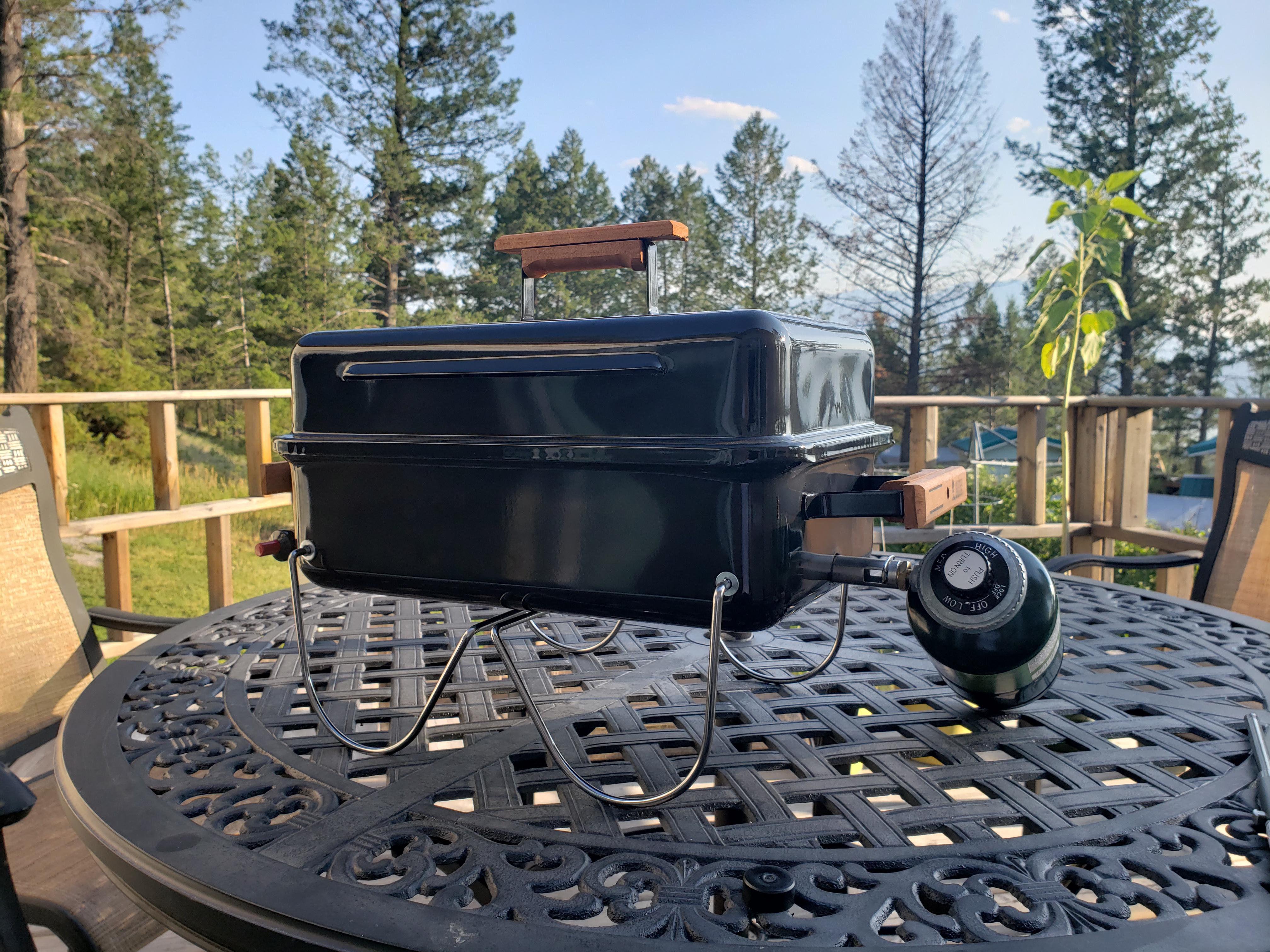 Scored a weber portable bbq that is at least 20 years old but was brand