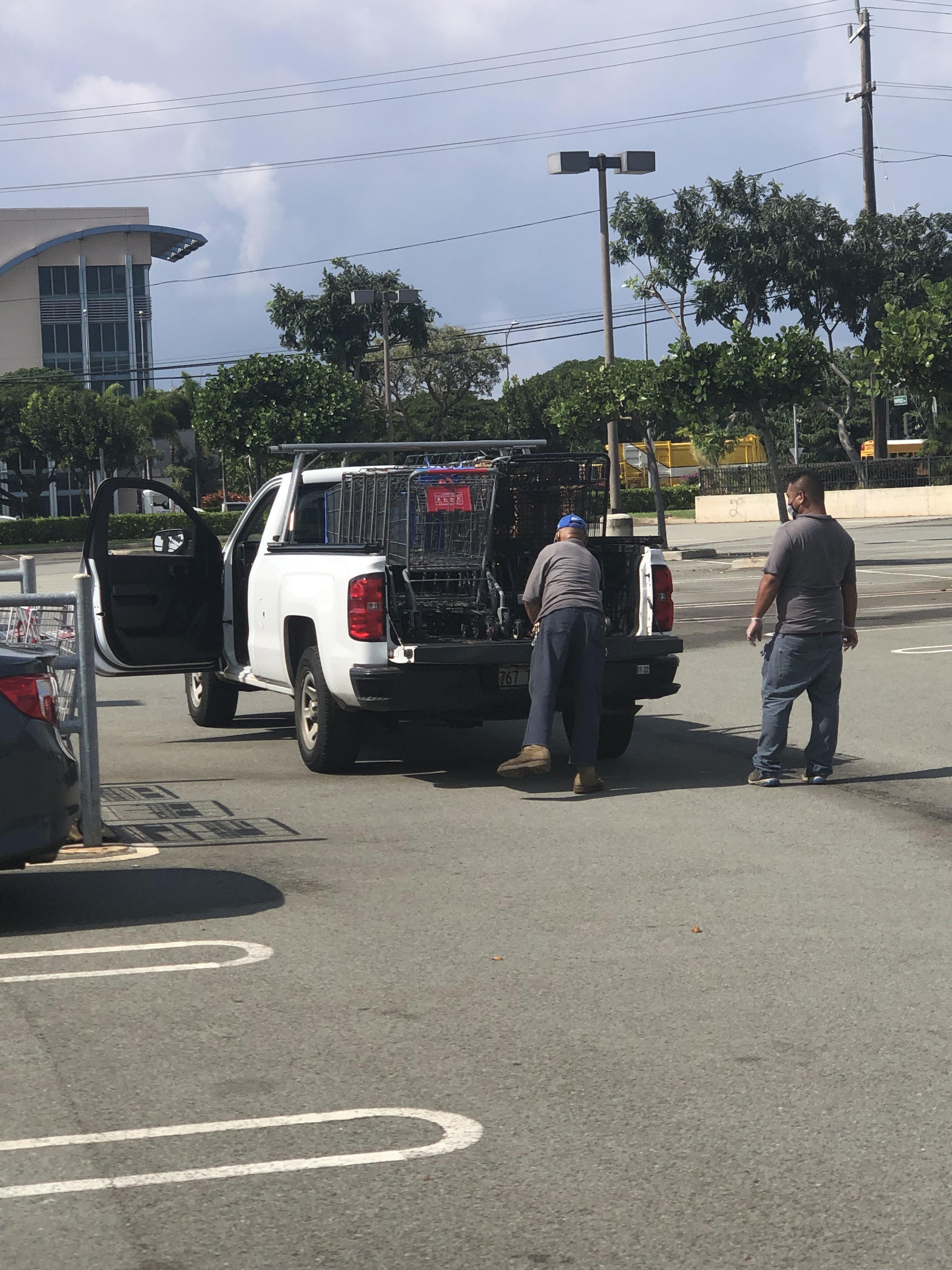 02/02/21 Saw these two at Kapolei Costco dropping off carts. They had