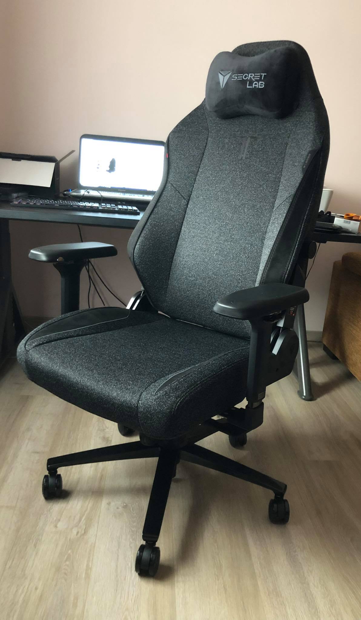 Secretlab TITAN Evo 2022 Series Softweave Plus Fabric Black3 secretlab