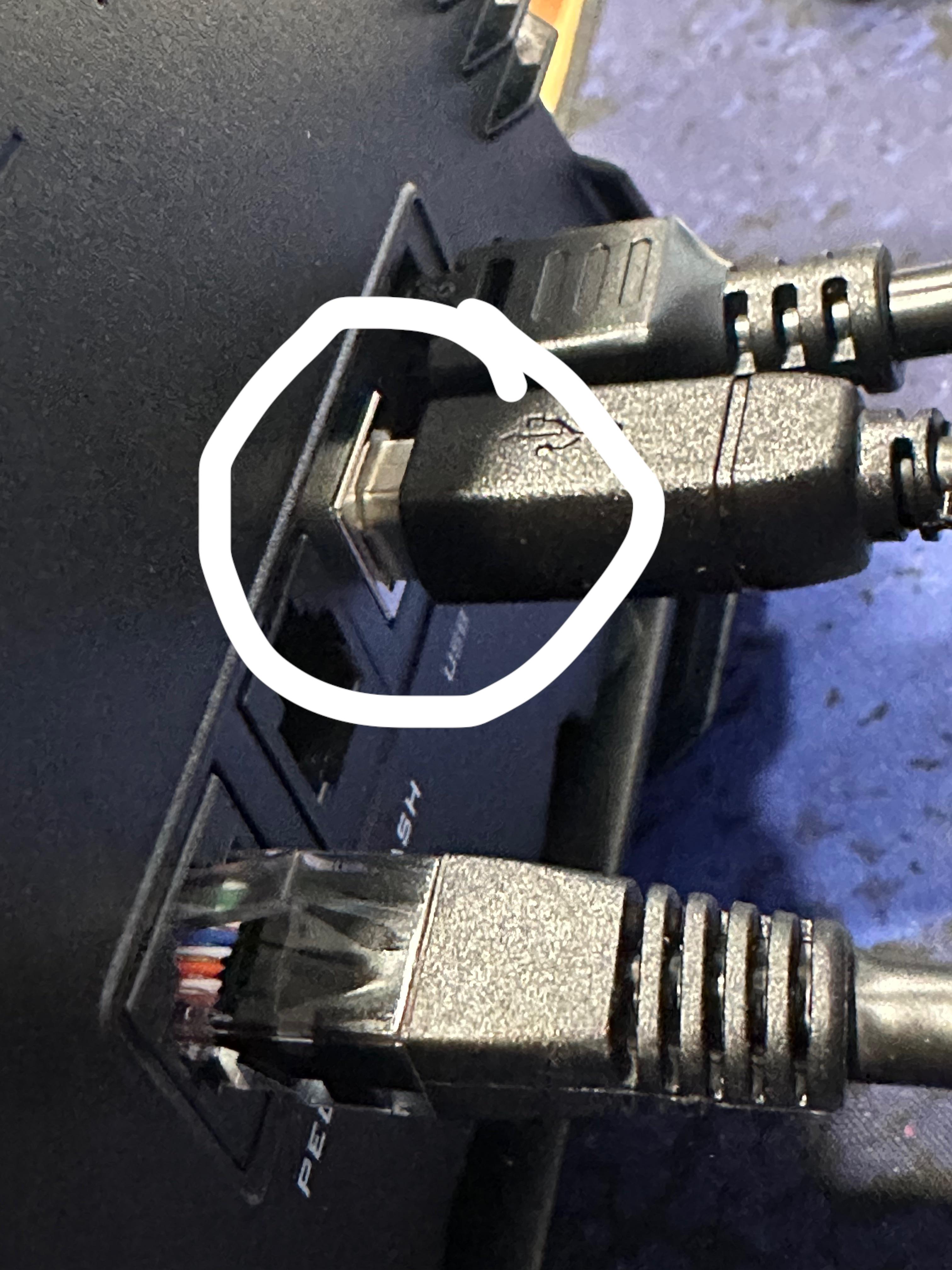 Is this normal on the R5 Moza base? : r/simracing