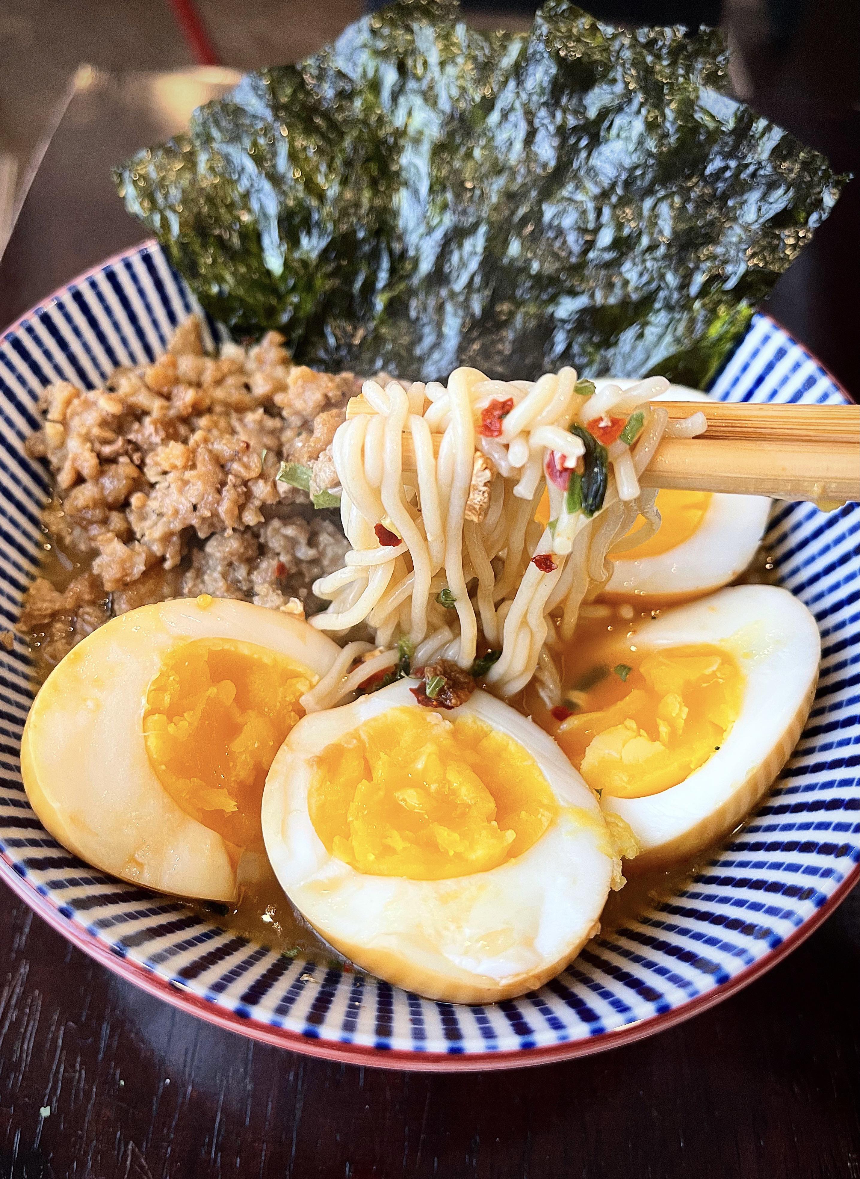 This ramen sub is making me want ramen daily! Need to learn to make