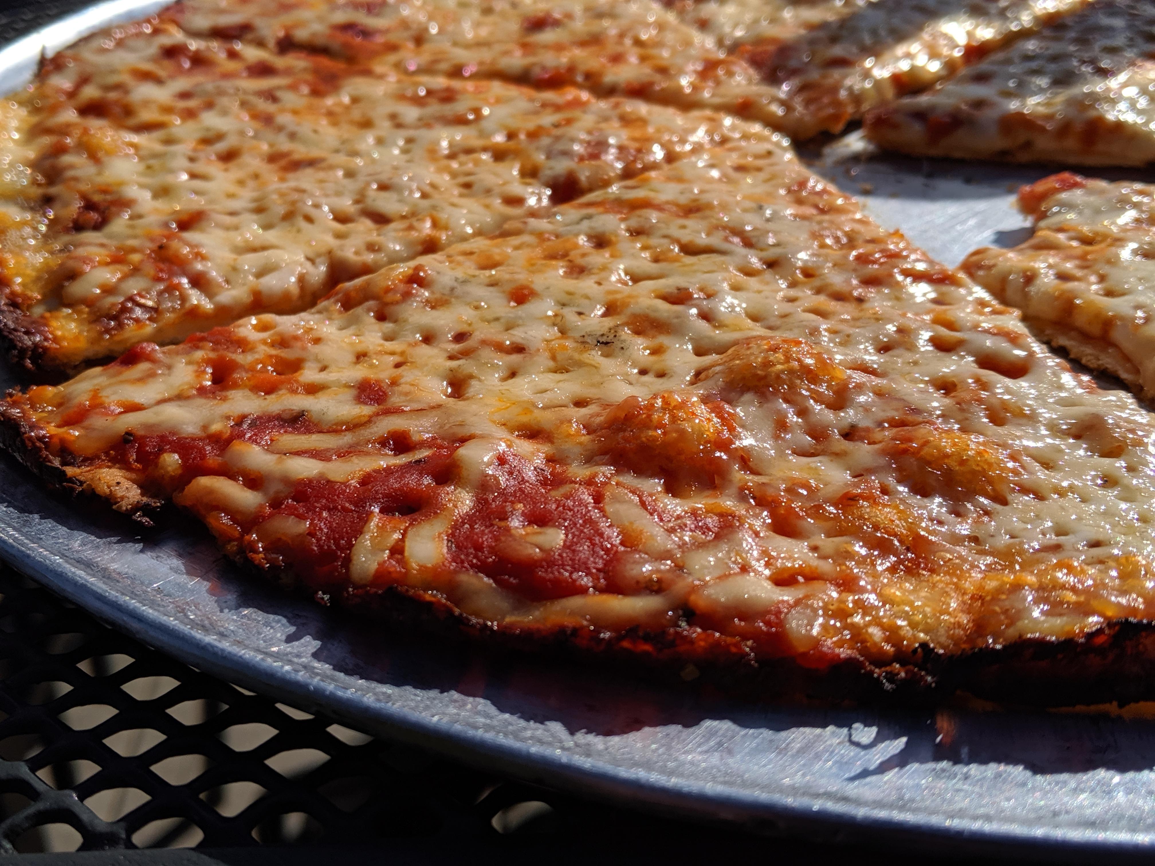 Colony Grill, CT thin & crispy "bar style" pizza r/Pizza